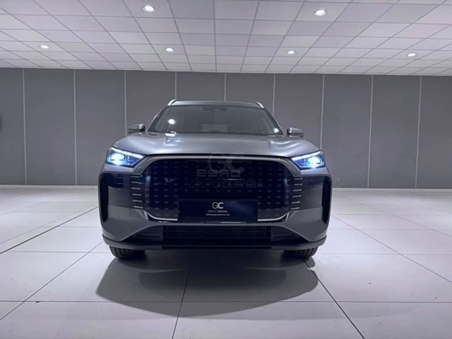 Ebro s800 1.5 TGDI PHEV E-CVT Luxury FWD Grau - 2