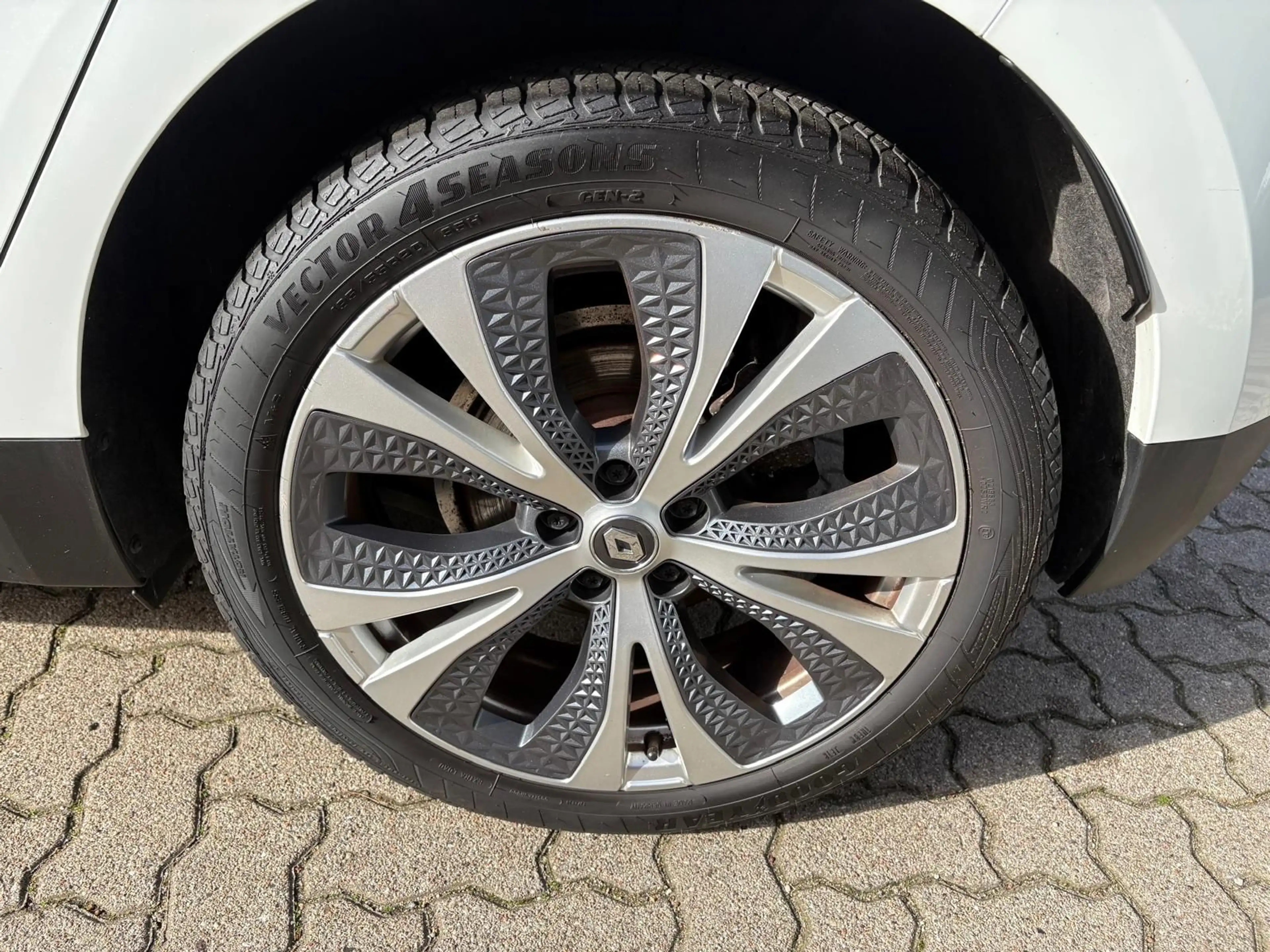 Renault Scenic IV Intens/MASSAGE/SHZ/TEMP/PDC/GJR/LMF — photo 8