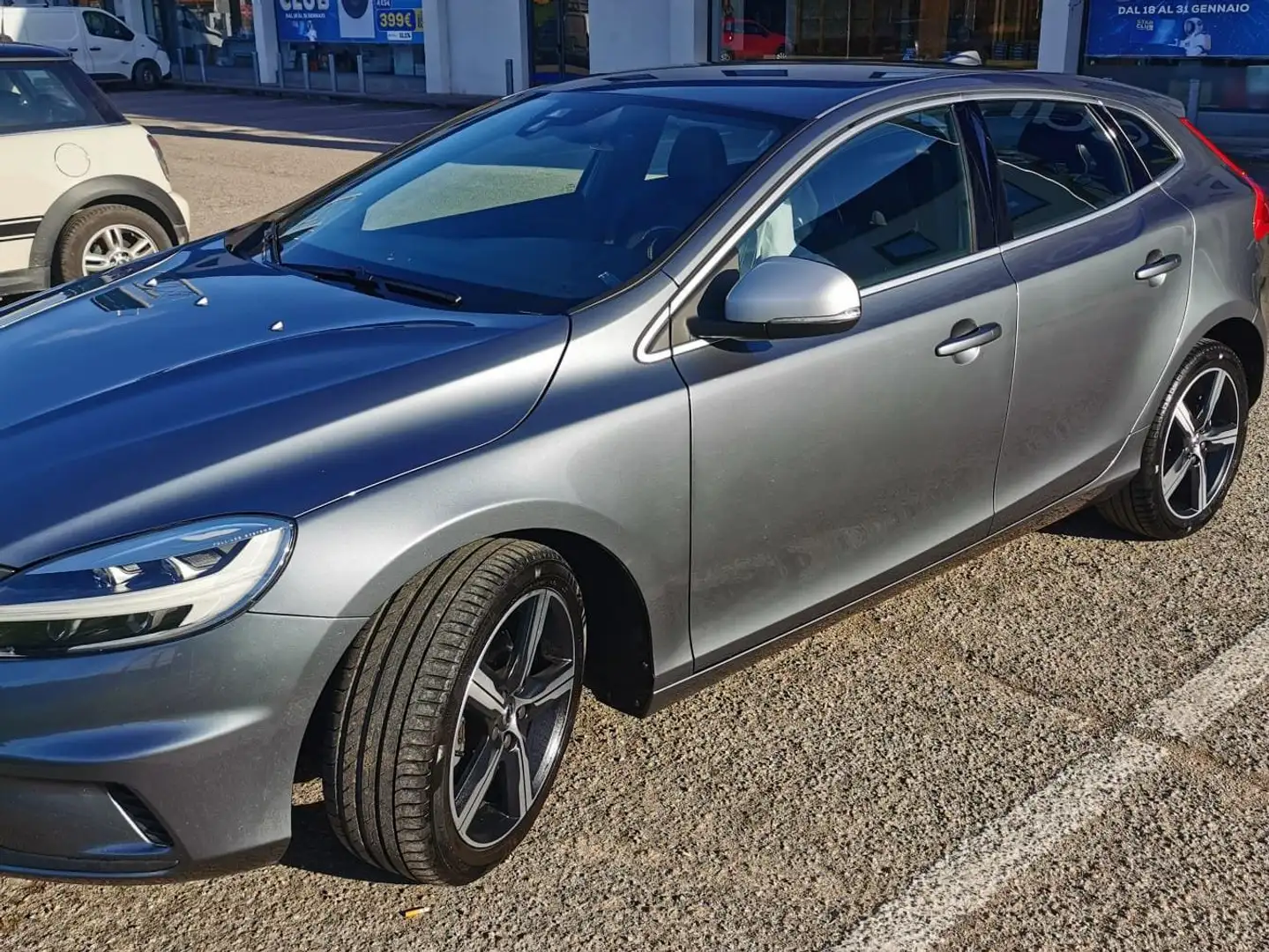 Volvo V40 V40 II 2012 2.0 d2 R-design my19 Grigio - 2