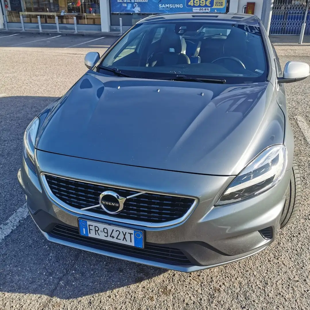 Volvo V40 V40 II 2012 2.0 d2 R-design my19 Grey - 1