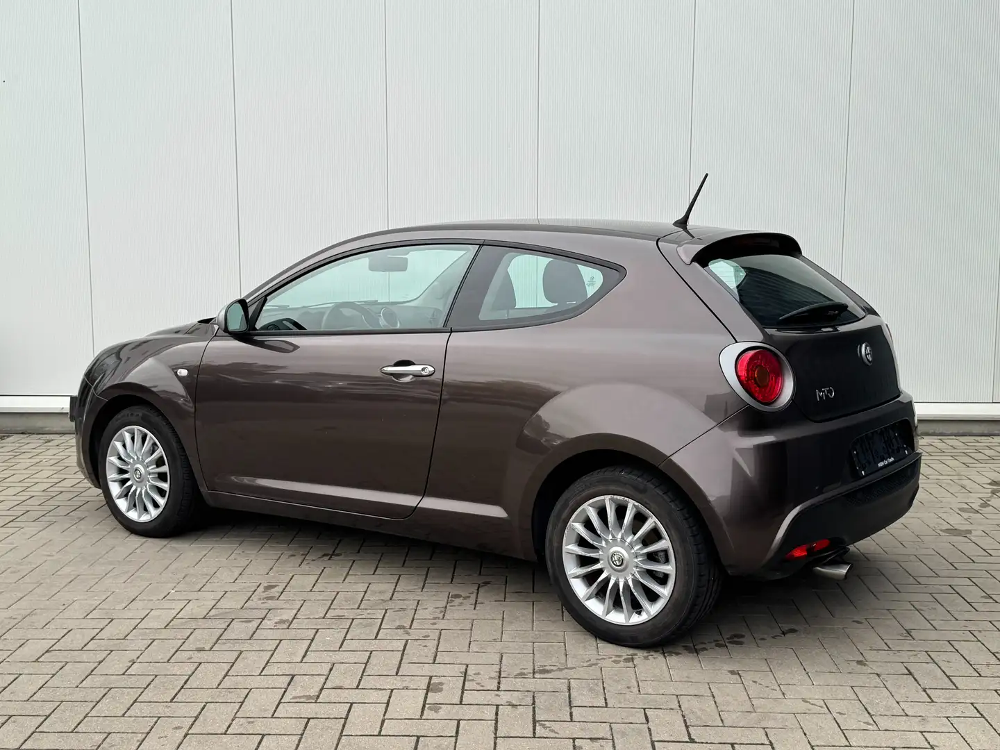 Alfa Romeo MiTo ✅ 1.4i GARANTIE Sport Airco Multistuur USB Bruin - 2
