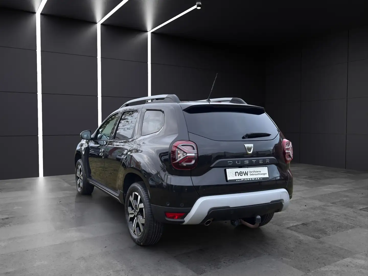 Dacia Duster Prestige TCe 100 ECO-G Navi AHK Rückfahrkamera Klimaautomatik Schwarz - 2