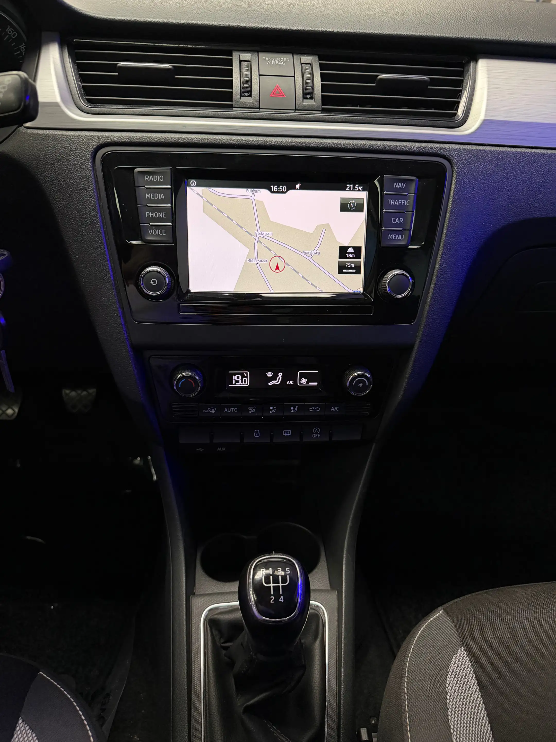 Skoda Rapid/Spaceback Rapid 1.2 TSI Spaceback **PANO DAK** — photo 11