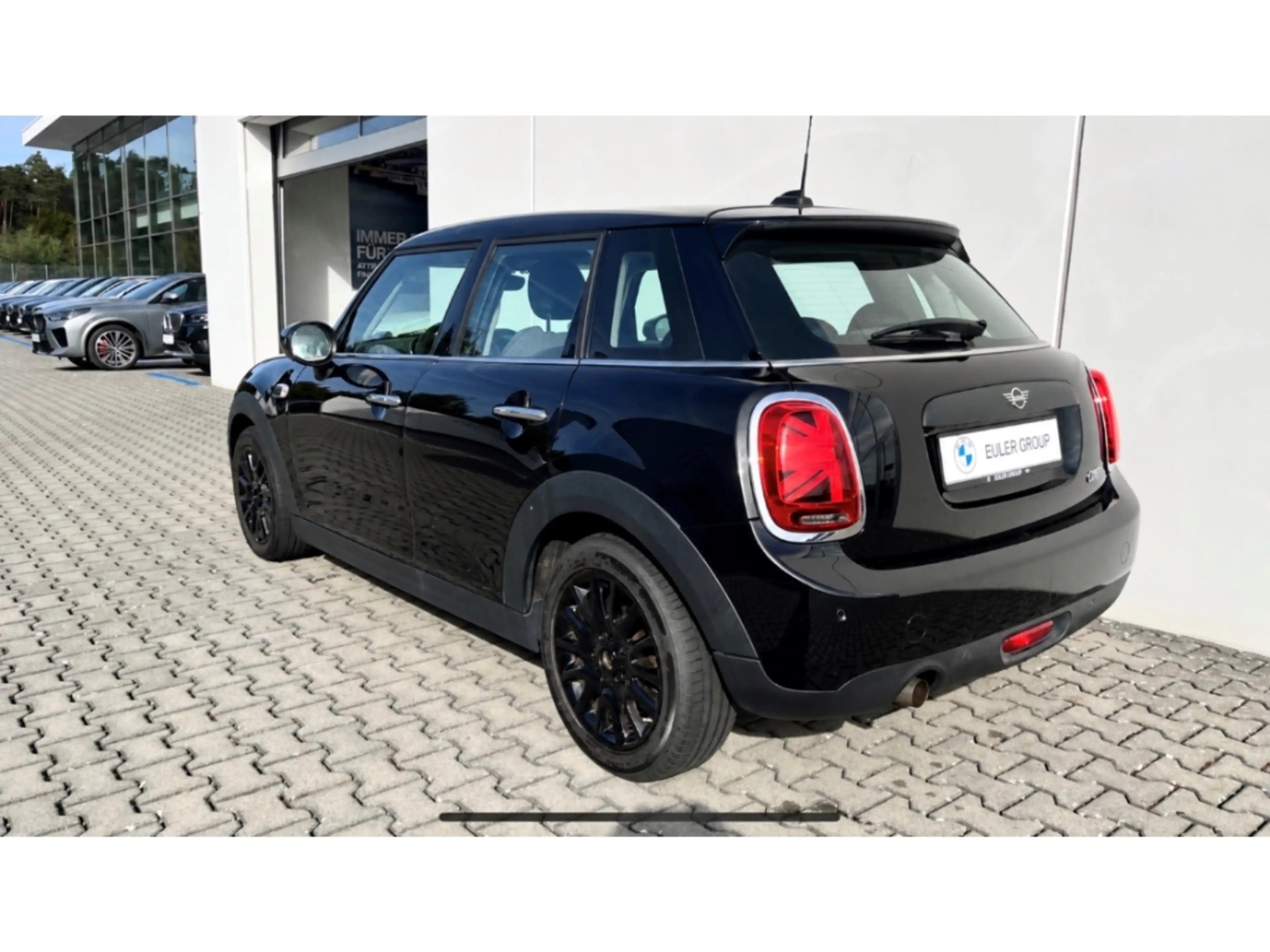 MINI One 5-Türer Navi Digitales Cockpit LED Mehrzonenklima — photo 4
