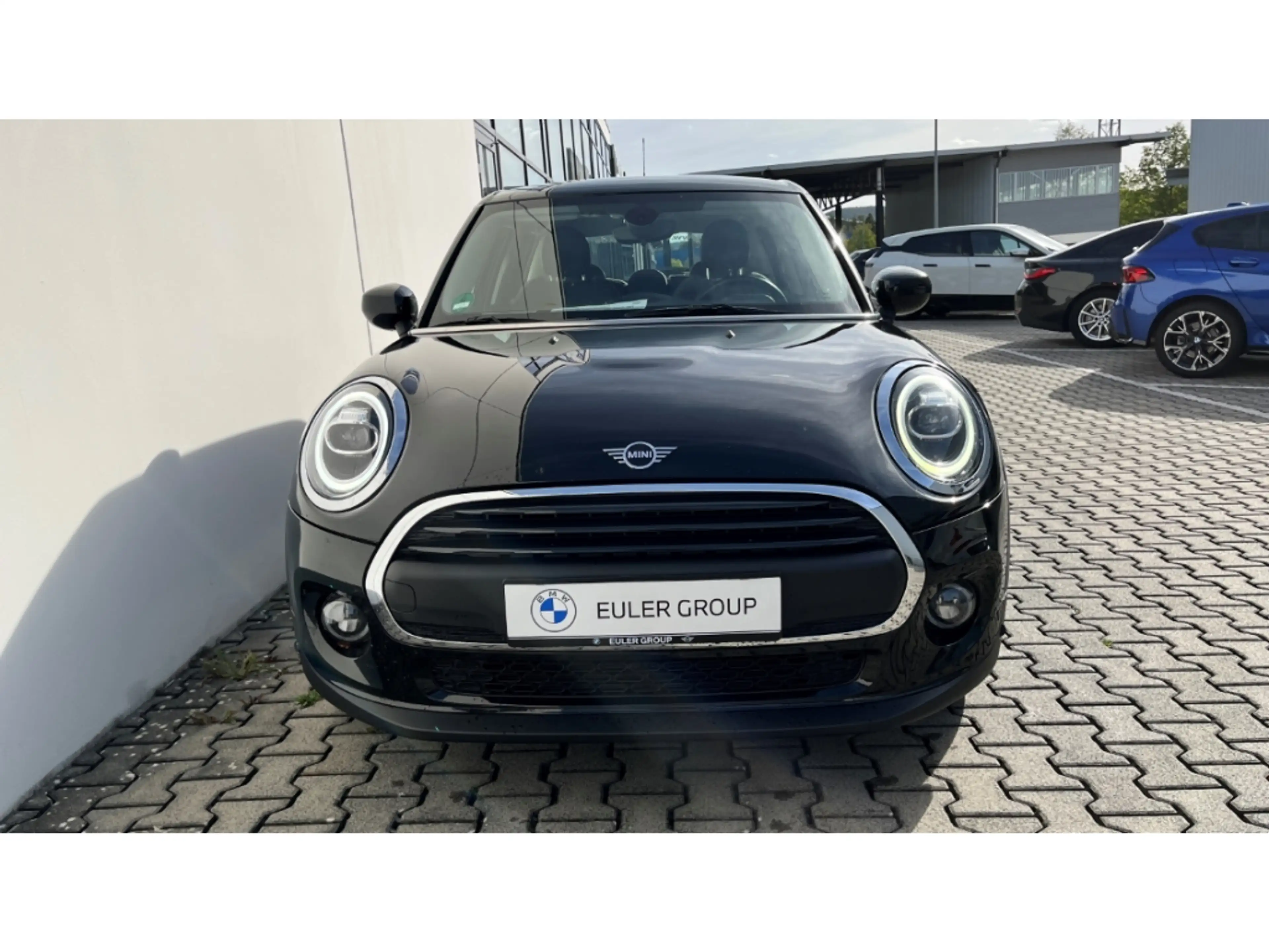 MINI One 5-Türer Navi Digitales Cockpit LED Mehrzonenklima — photo 2