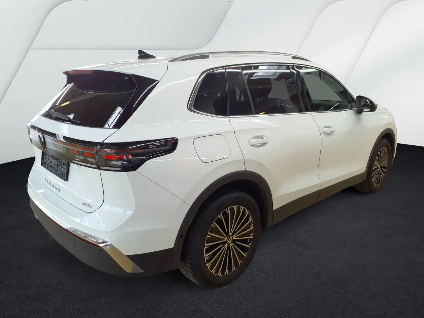 Volkswagen Tiguan Elegance 1.5 eTSI 110kW*DSG*AHK*KAM*MATRI Weiß - 2