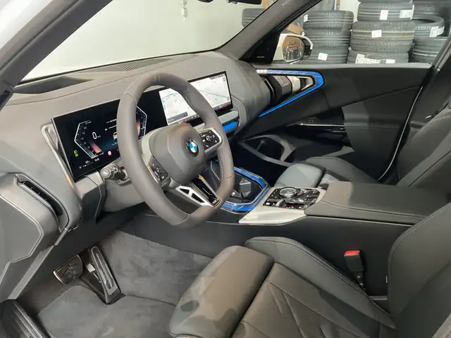 BMW X3 view 6