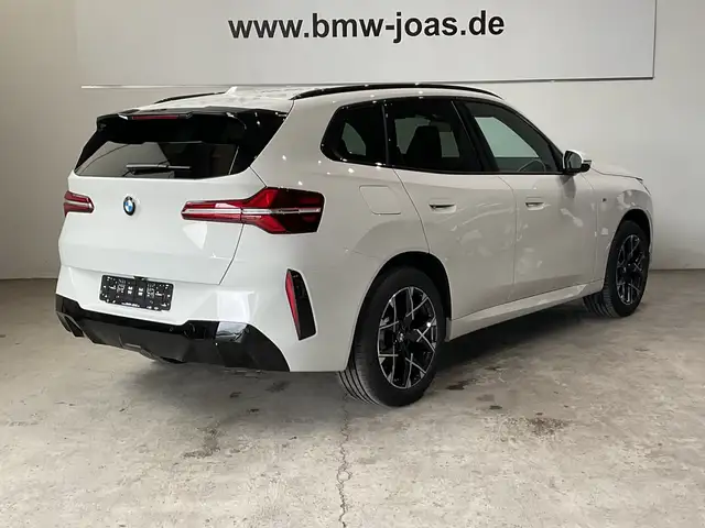 BMW X3 view 13