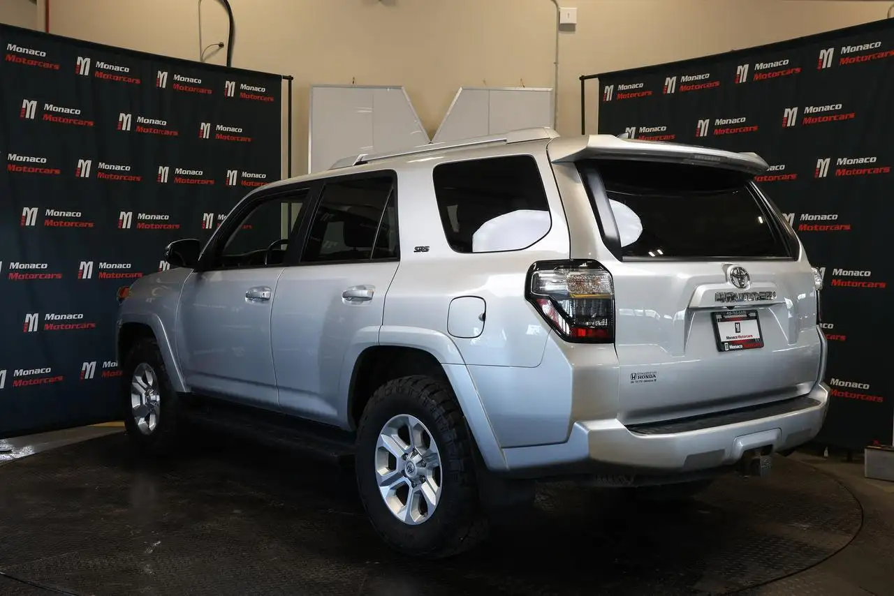 Toyota 4-Runner снимка Toyota 4-Runner
