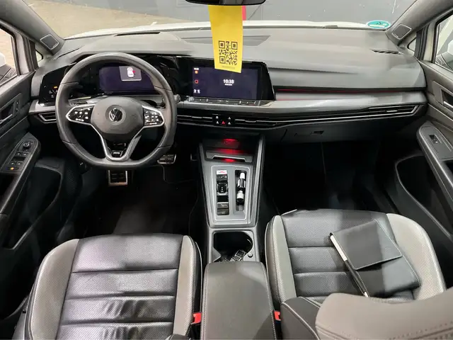 Volkswagen Golf view 6