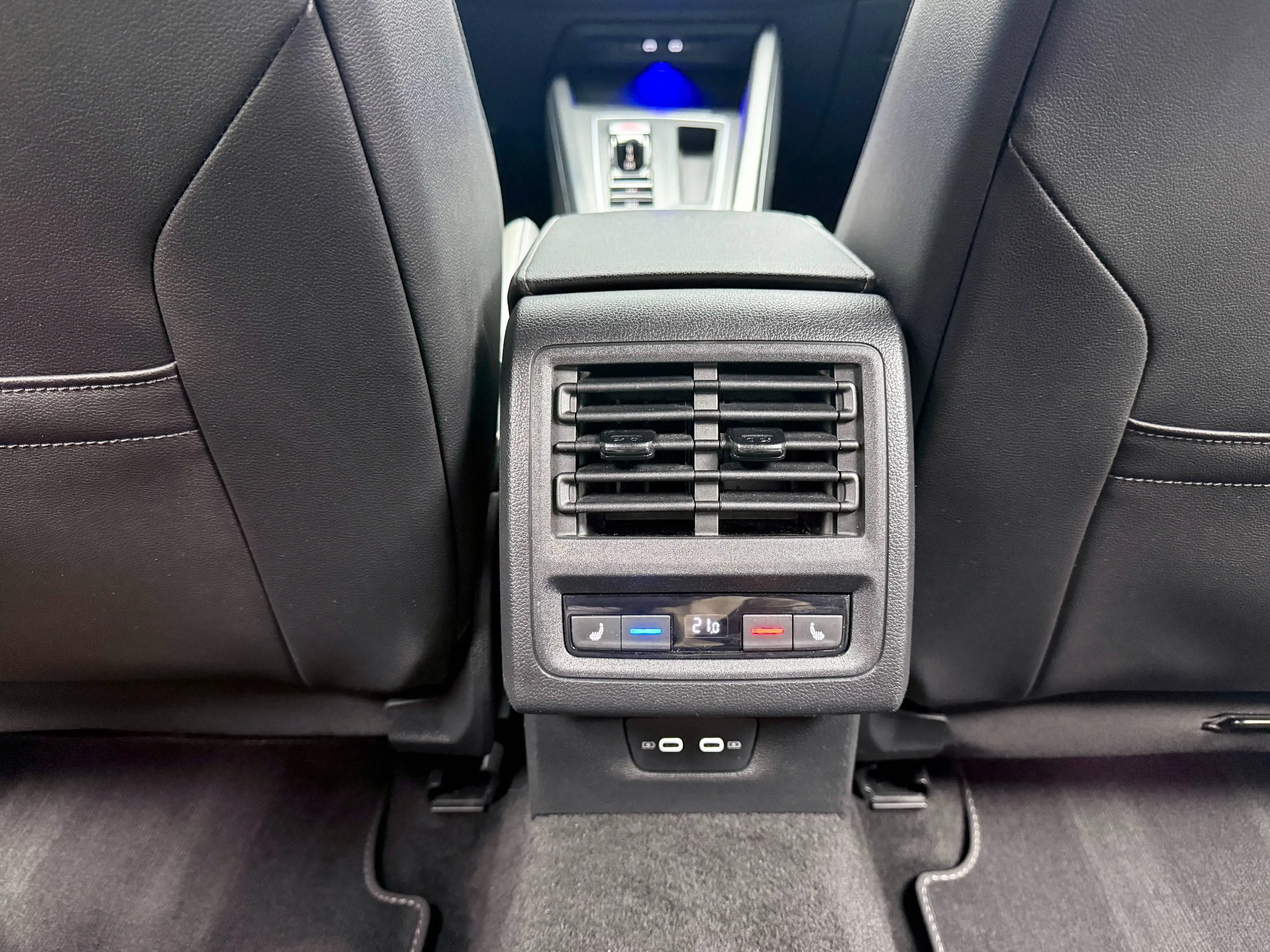 Volkswagen Golf GTD VIII *19Zoll*LEDER*SitzKlima*H&K*DCC*Standhzg*HuD* — photo 36