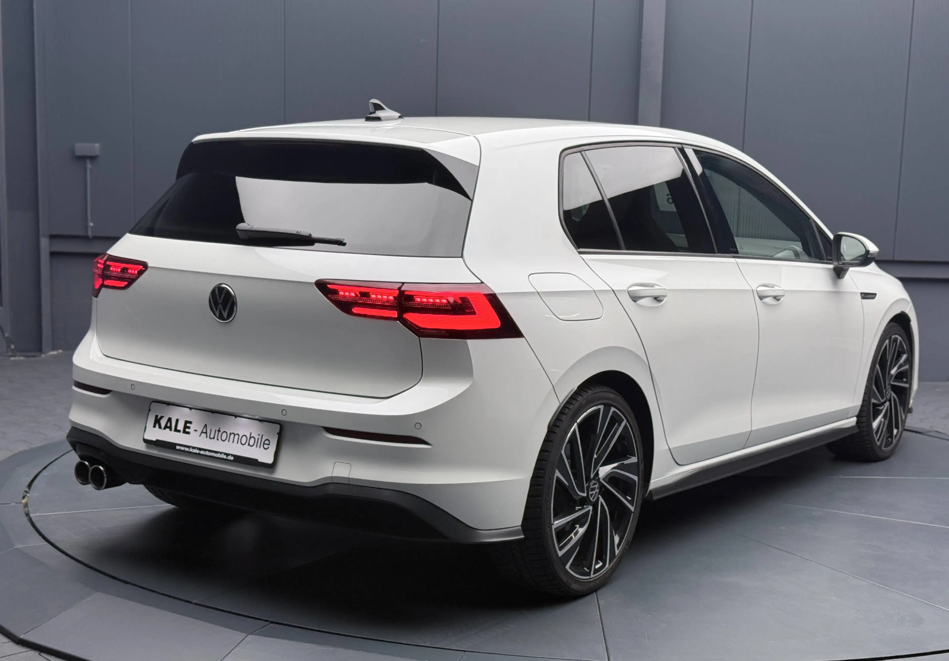 Volkswagen Golf GTD VIII *19Zoll*LEDER*SitzKlima*H&K*DCC*Standhzg*HuD* — photo 7