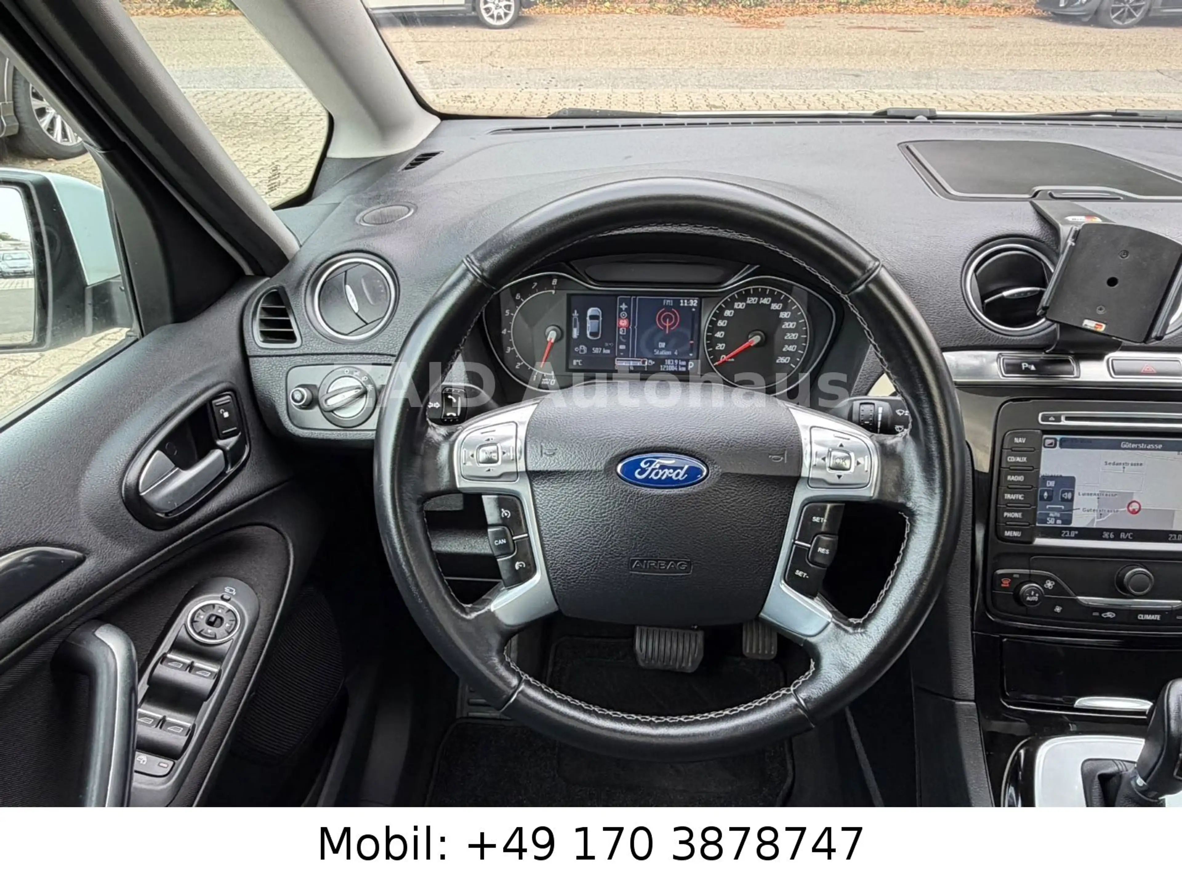Ford S-Max S-MAX Titanium S 2.0L*Aut.*7Sitze*PANO*LED*NAVI — photo 13