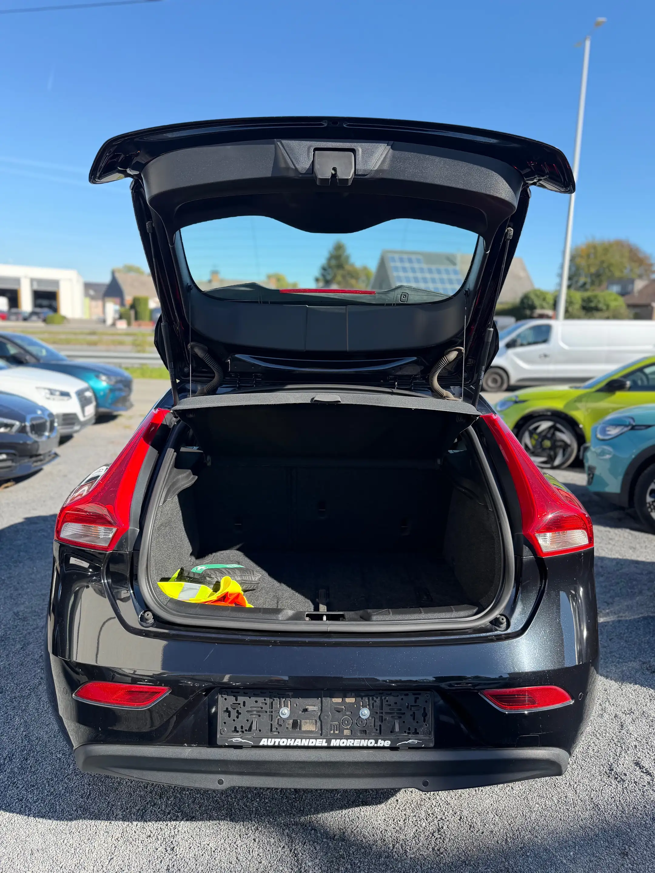 Volvo V40 V40 2.0 T2 Eco xenon navi 12 Maanden waarborg — photo 9