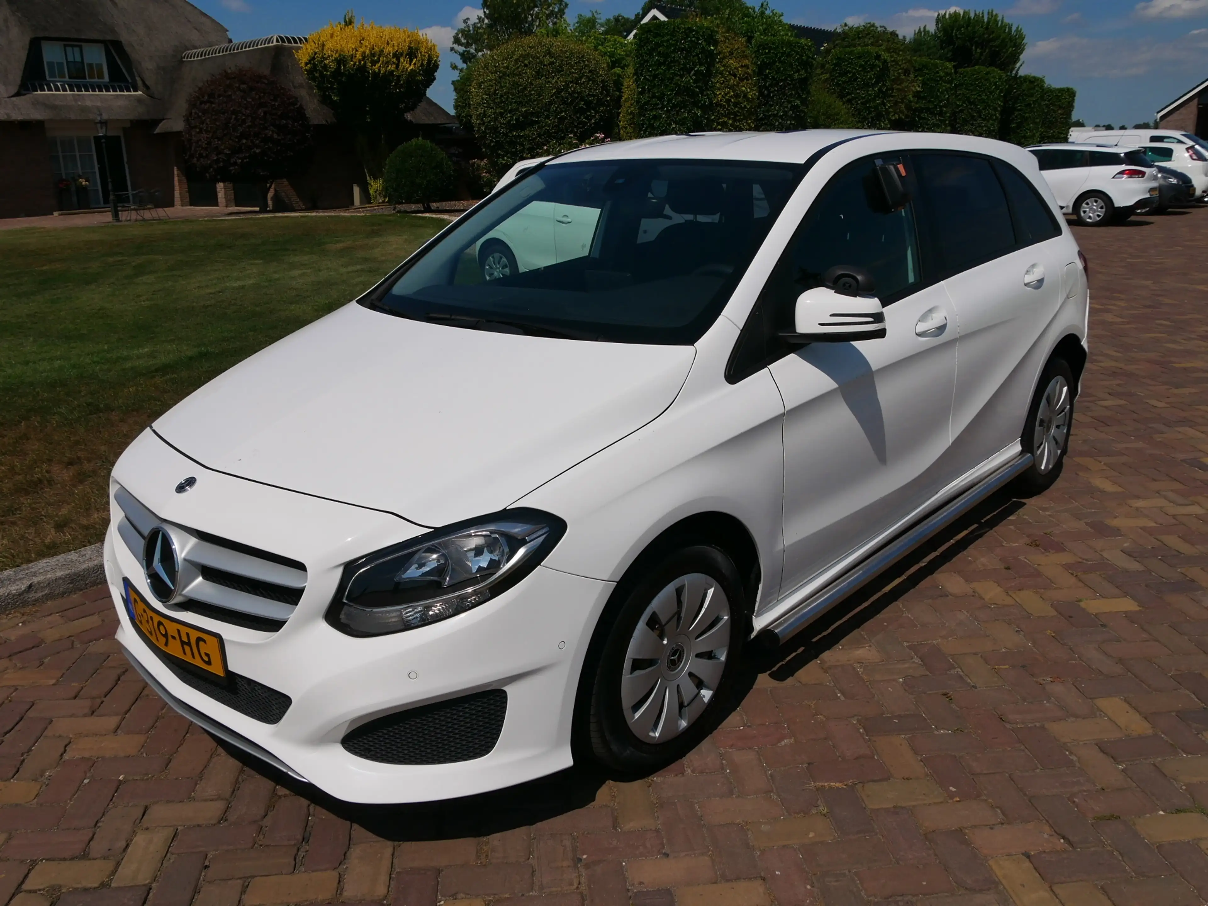 Mercedes-Benz B 220 d Ambition AUT 2020 — photo 4