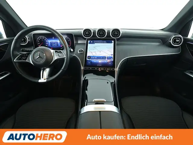 Mercedes-Benz GLC view 12
