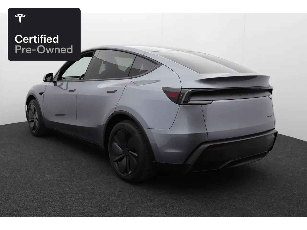 2026 Tesla Model Y Long Range AWD "Certified Pre-Owned", photograph 6