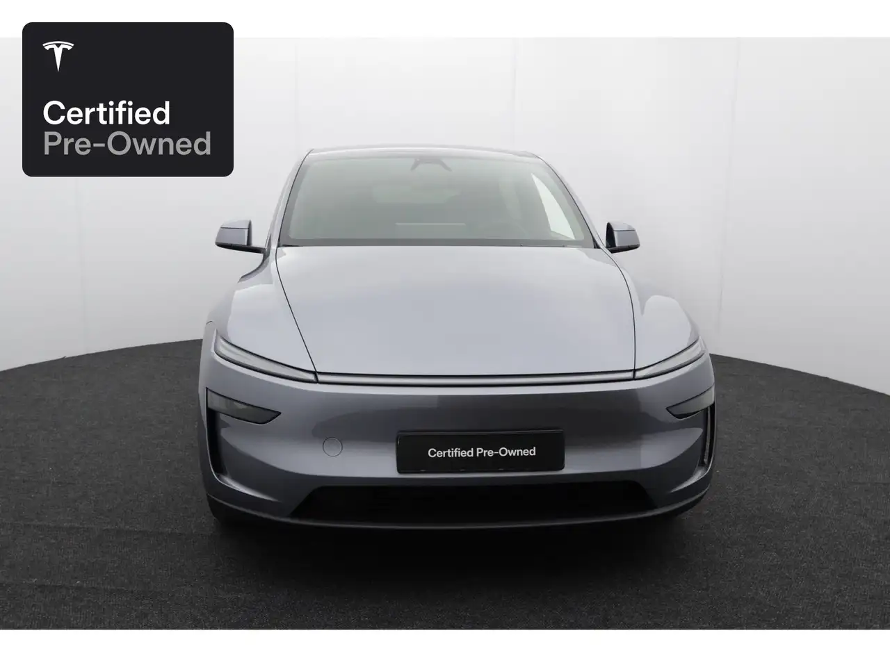 2026 Tesla Model Y Long Range AWD "Certified Pre-Owned", photograph 3