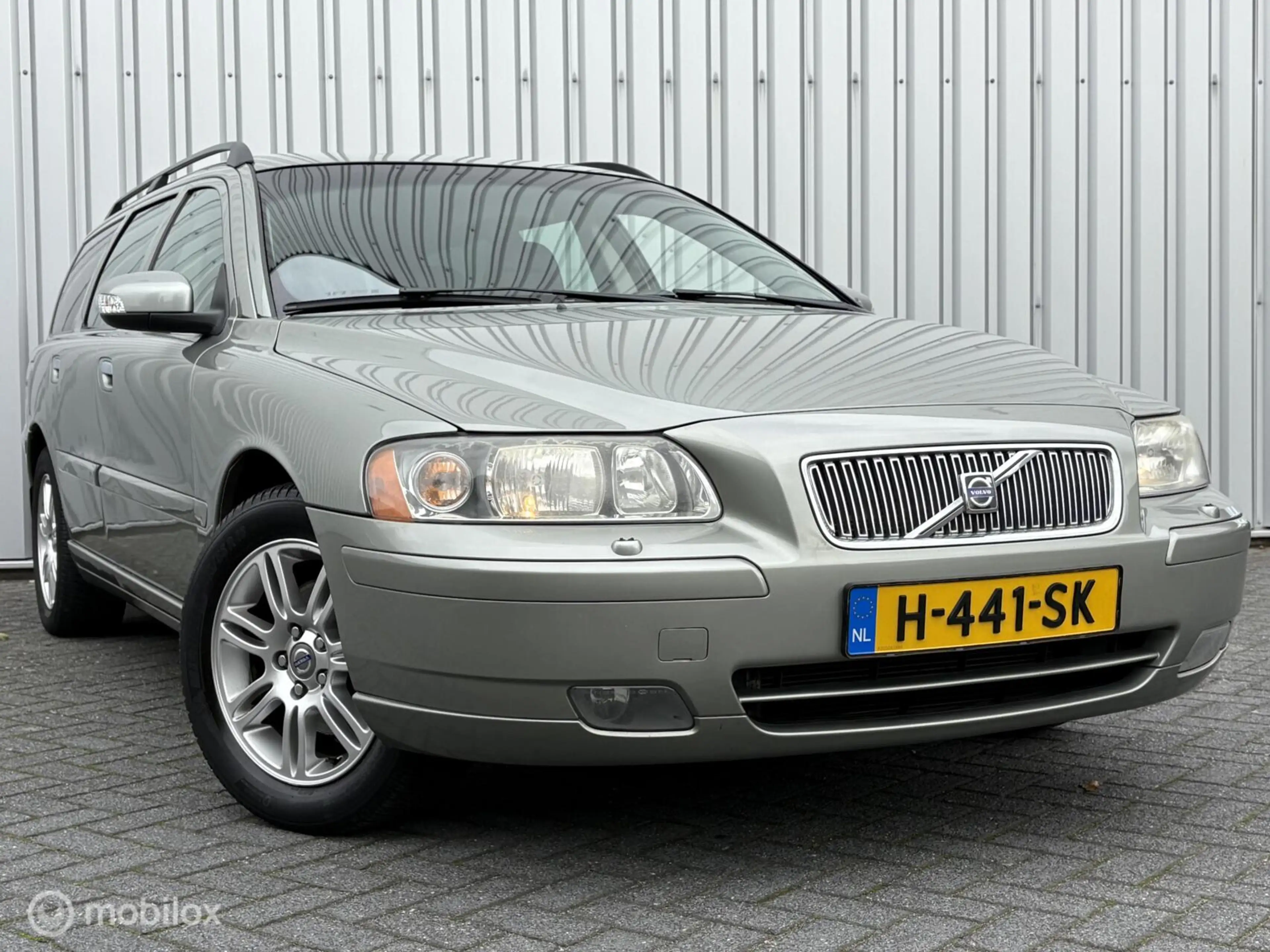Volvo V70 2.4 Edition | 170pk | Trekhaak | Youngtimer | 08 |