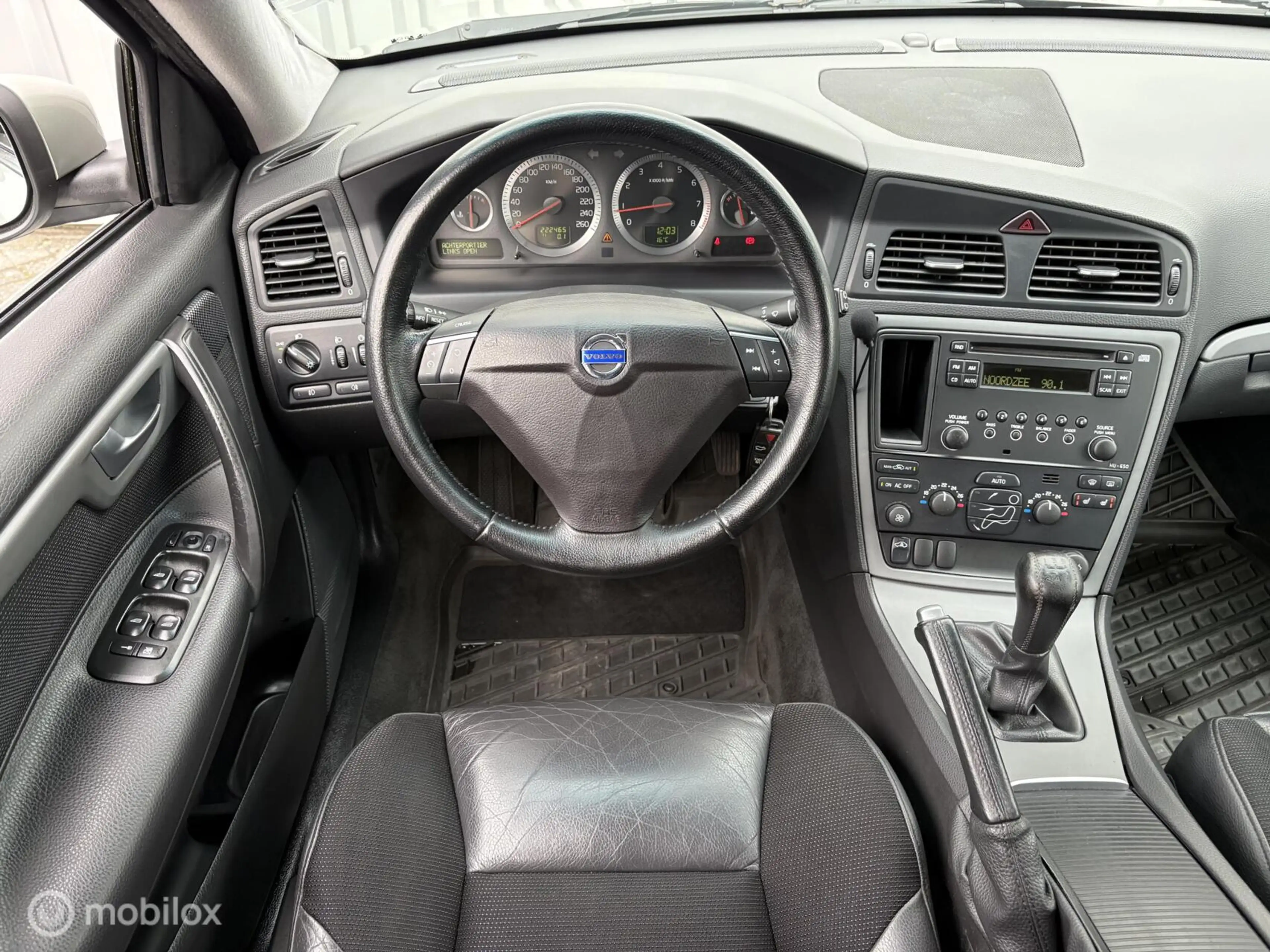 Volvo V70 2.4 Edition | 170pk | Trekhaak | Youngtimer | 08 | — photo 12