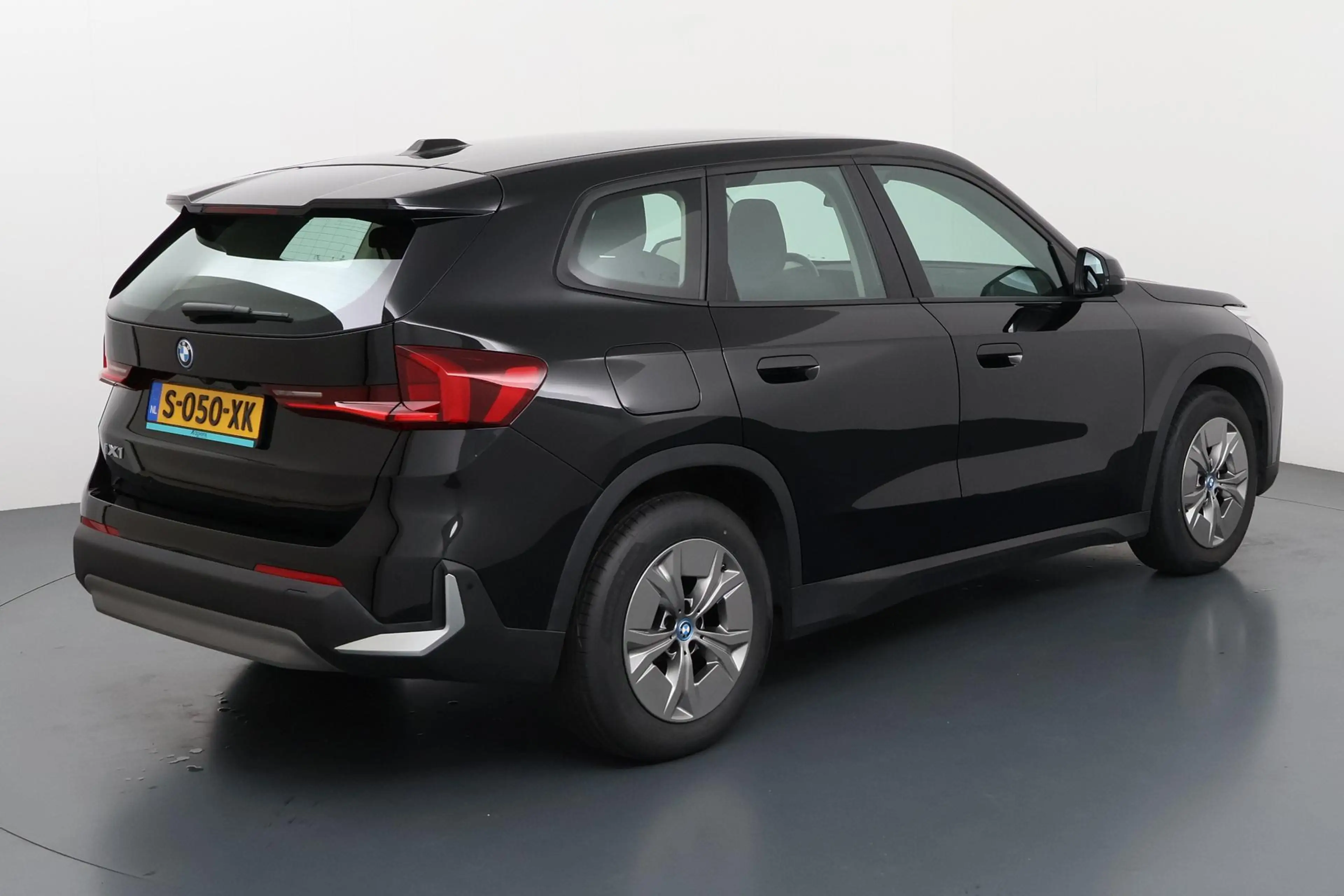 BMW iX1 xDrive30 Launch Edition 67 kWh Elektrisch rijplezi — photo 5