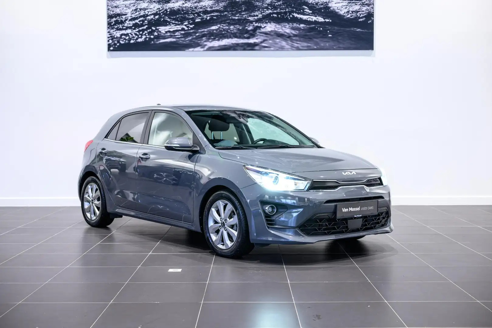 Kia Rio Pulse 1.2 ISG + Nav Pack Gris - 2
