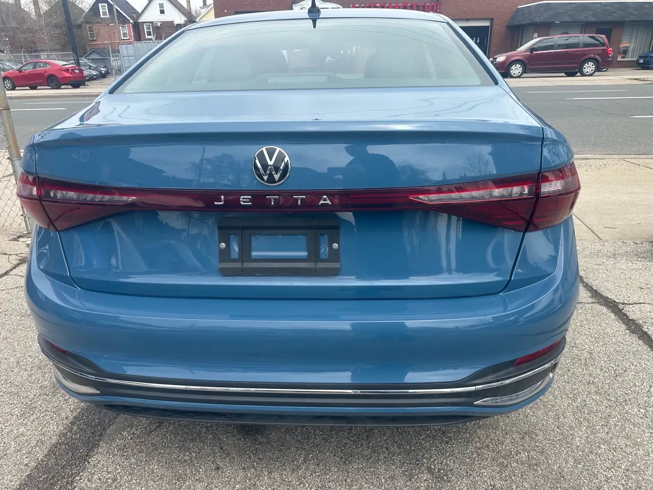 Volkswagen Jetta снимка Volkswagen Jetta