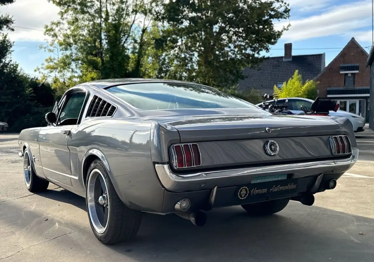 Ford Mustang fastback 289 v8, foto 2