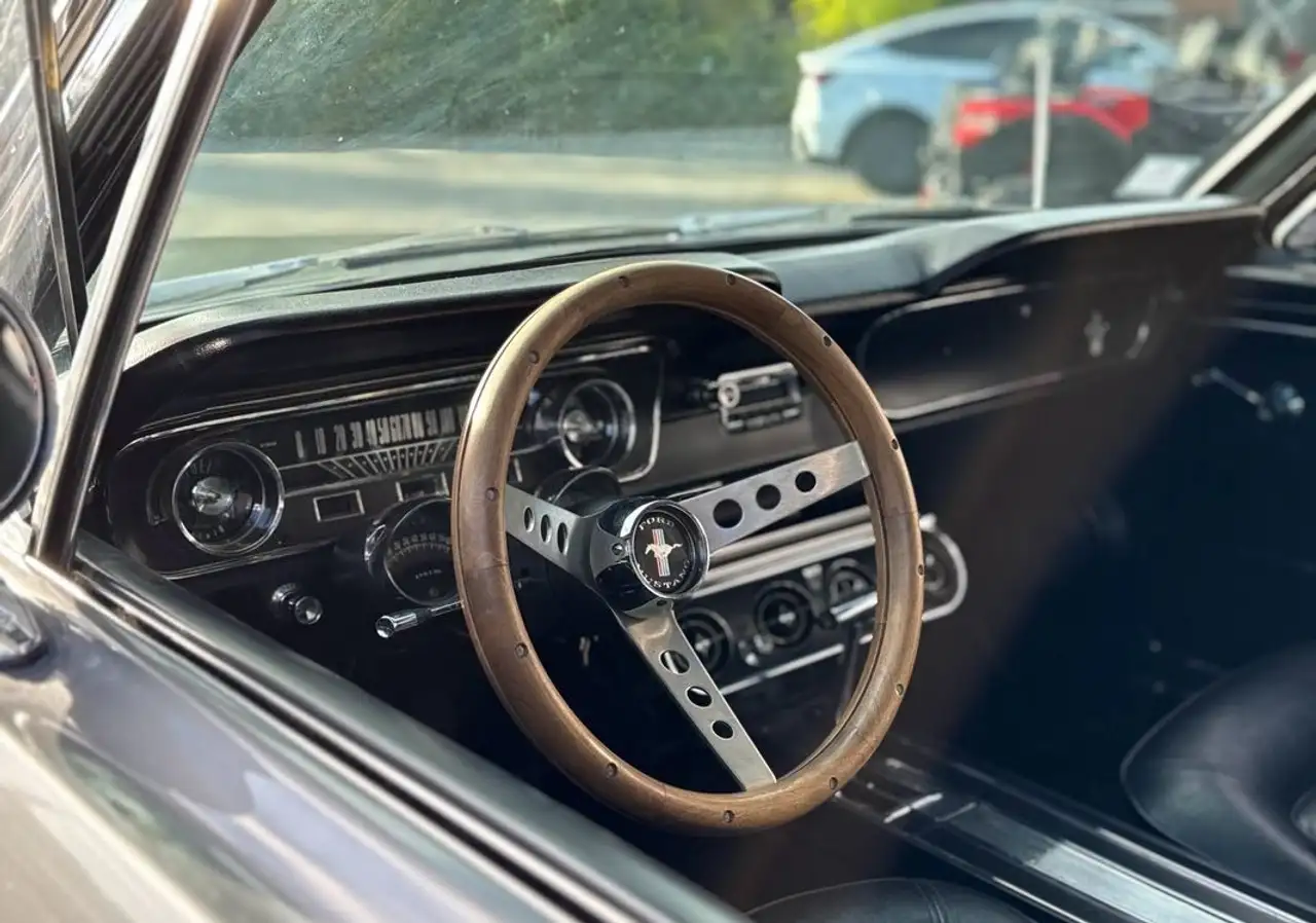 Ford Mustang fastback 289 v8, foto 3