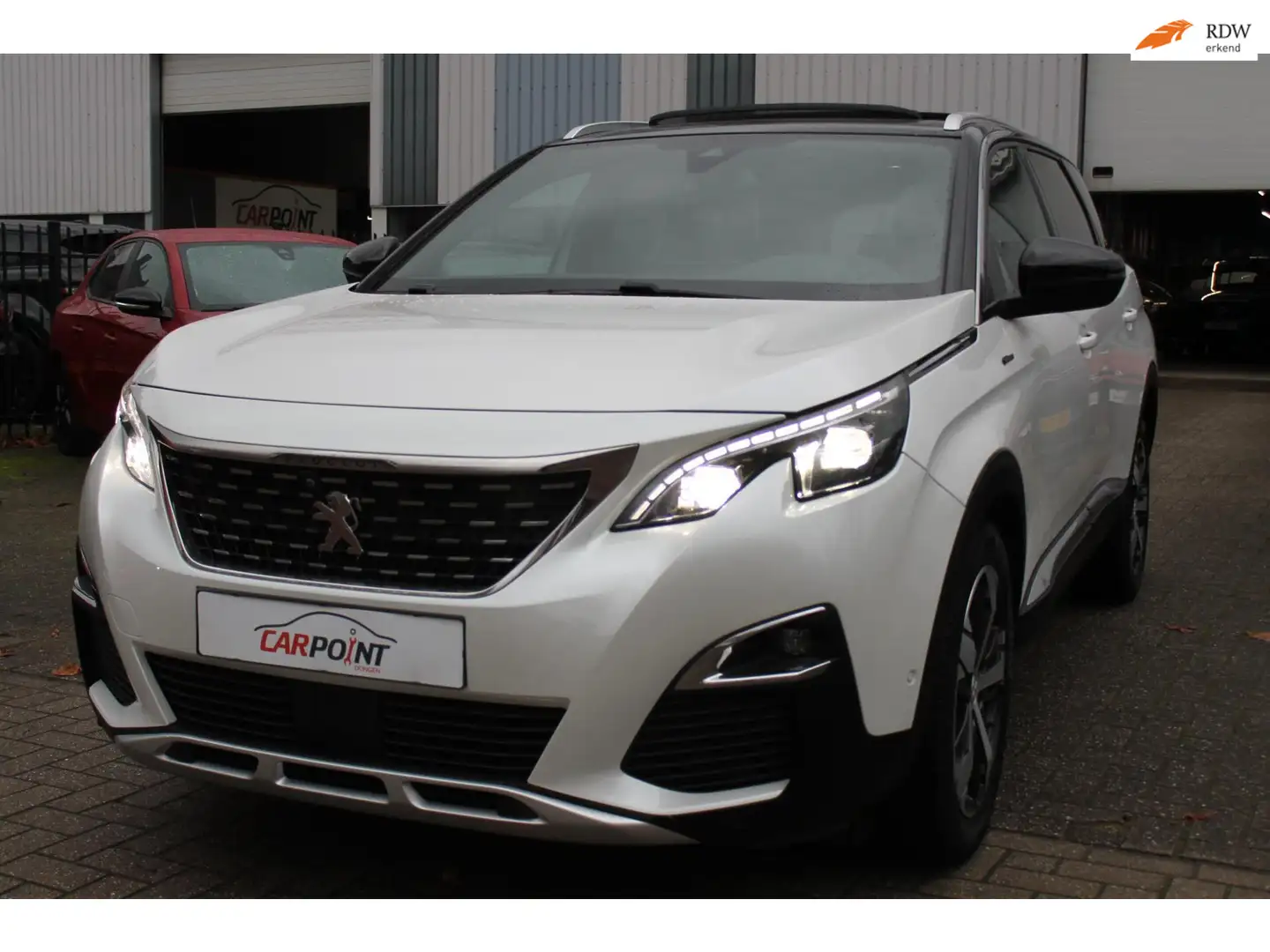 Peugeot 5008 1.6 e-THP GT-Line Pano Leer Massage LED!! Wit - 1