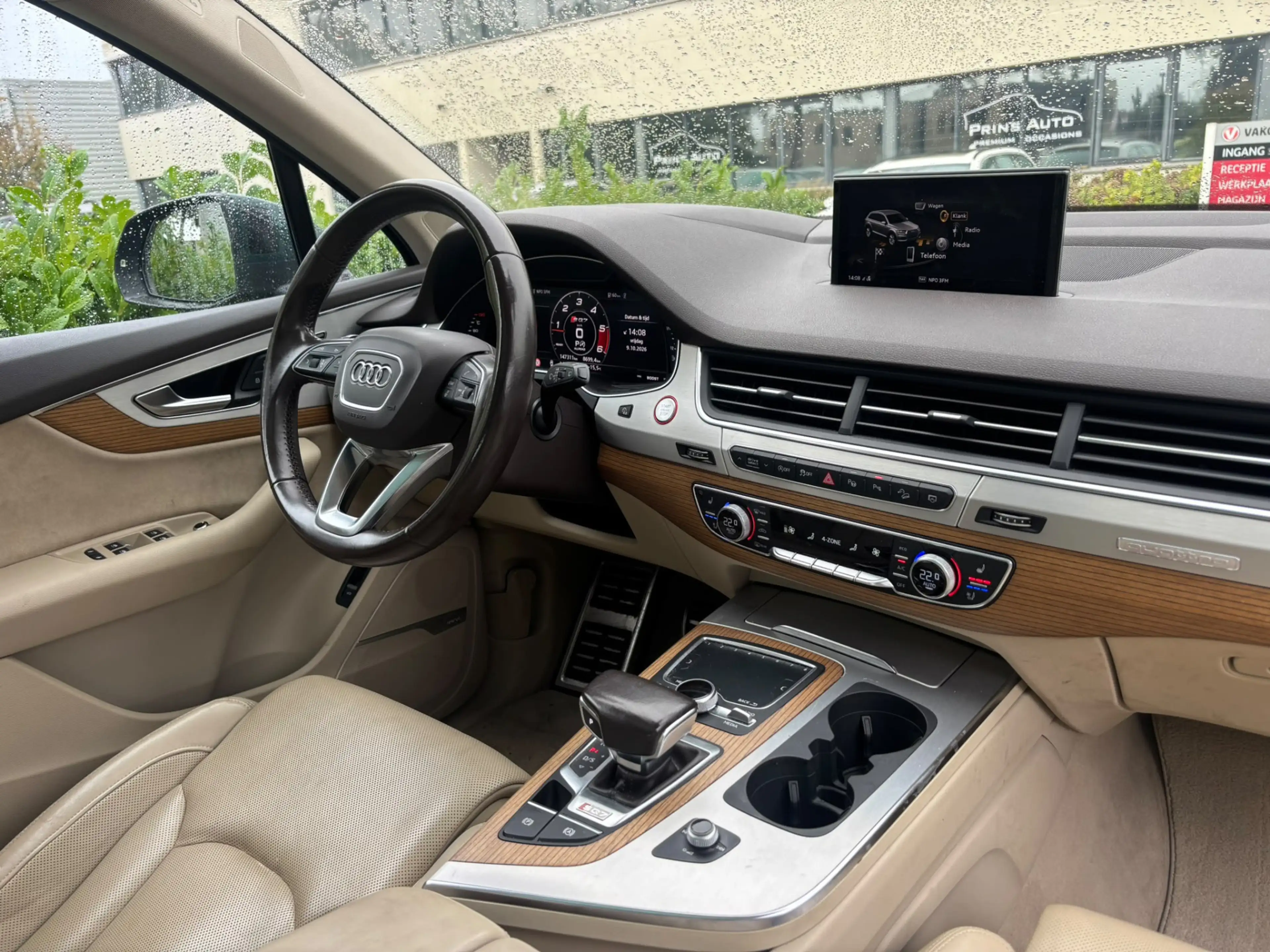Audi Q7 4.0 TDI SQ7 quattro Pro Line + 7p — photo 13