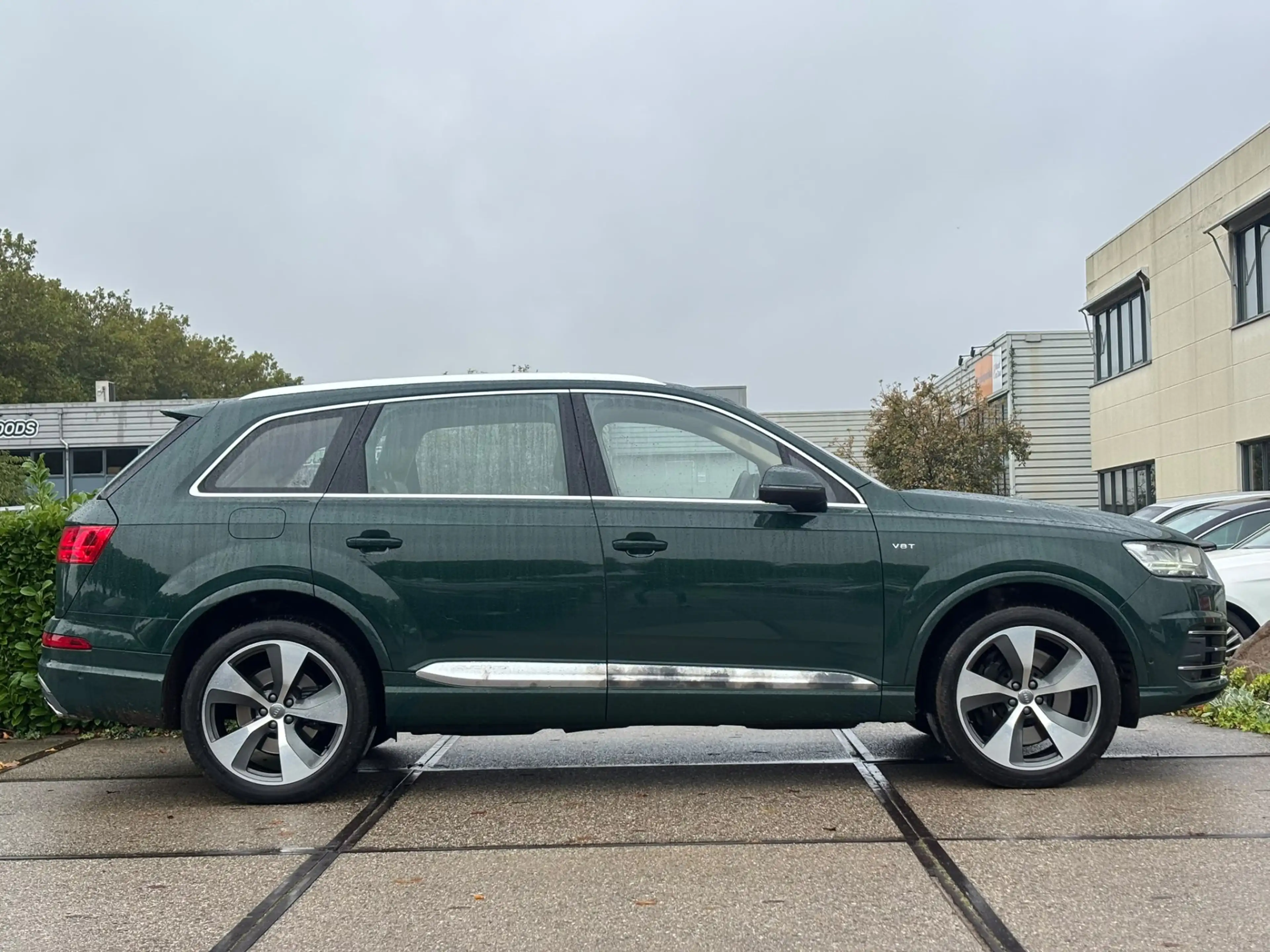 Audi Q7 4.0 TDI SQ7 quattro Pro Line + 7p — photo 10