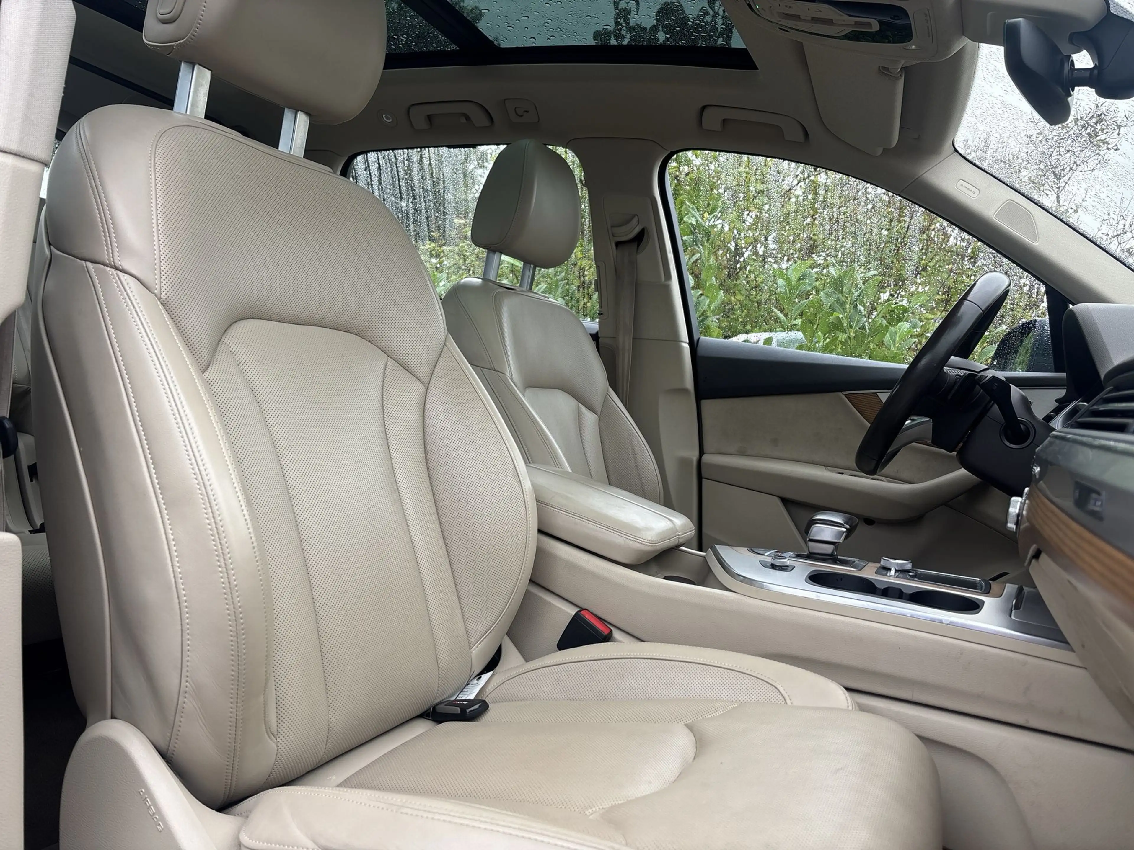 Audi Q7 4.0 TDI SQ7 quattro Pro Line + 7p — photo 39