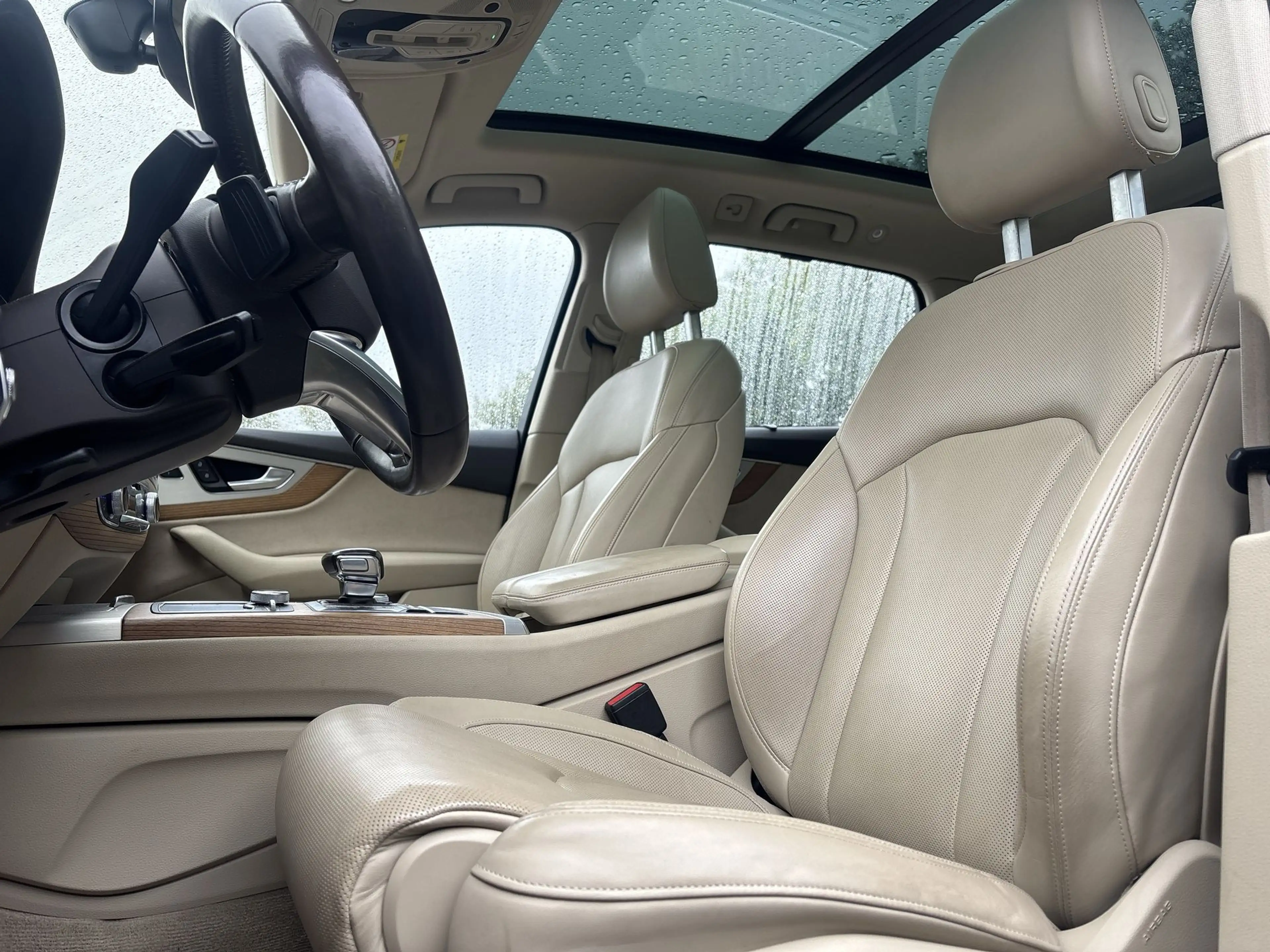 Audi Q7 4.0 TDI SQ7 quattro Pro Line + 7p — photo 3