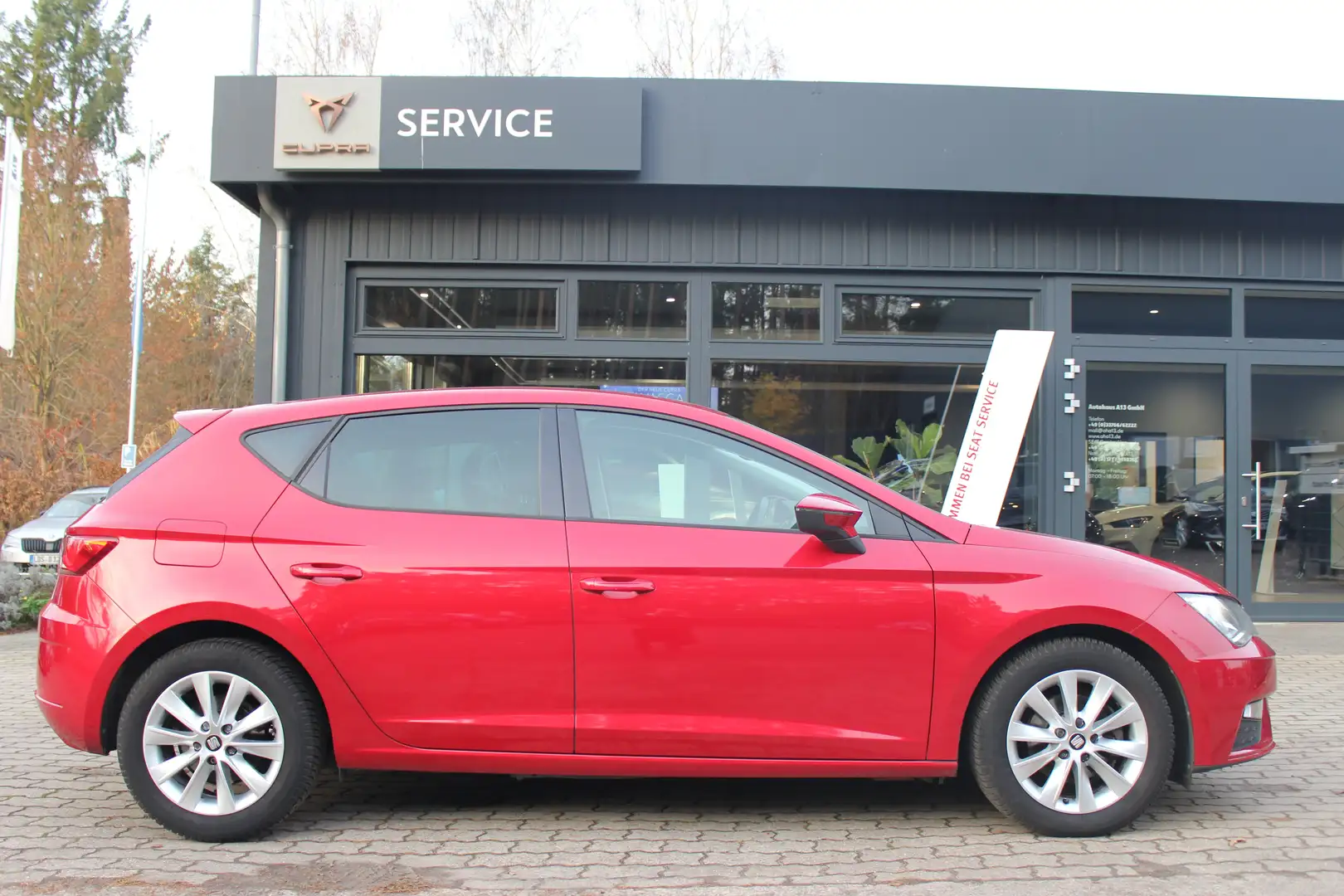 SEAT Leon Leon 1.0 TSI DSG Ecomotive Style Navi. PDC v+h. GJ Rot - 1