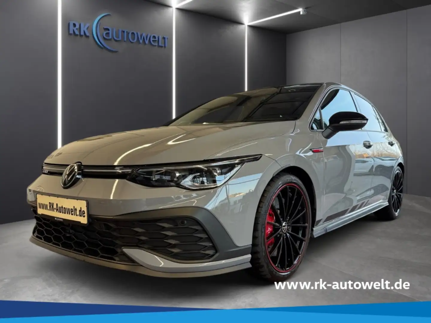 Volkswagen Golf GTI 2.0 TSI VIII Clubsport Panorama Akrapovic HarmanKa Gris - 1