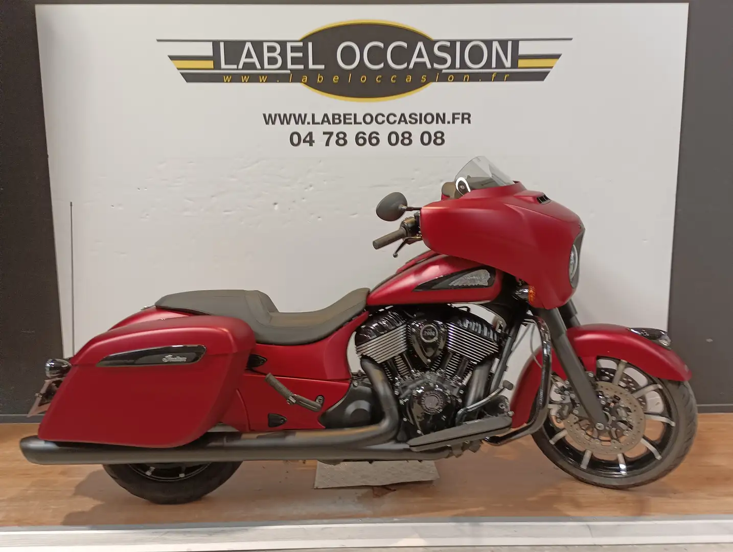 Indian Chieftain Roşu - 1