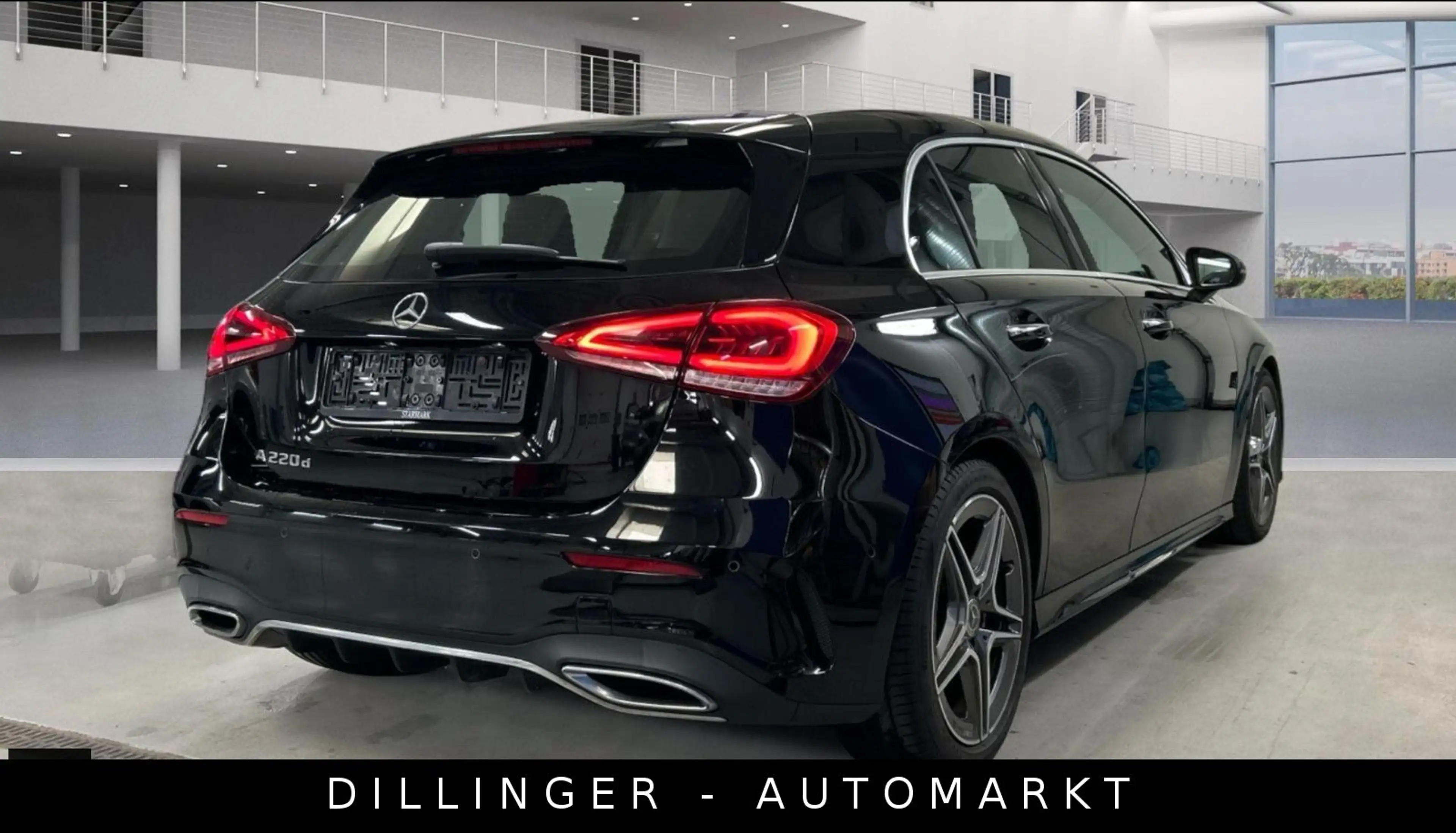 Mercedes-Benz A 220 d AMG Distronic AMBIENTE AHK LED Leder Navi — photo 2