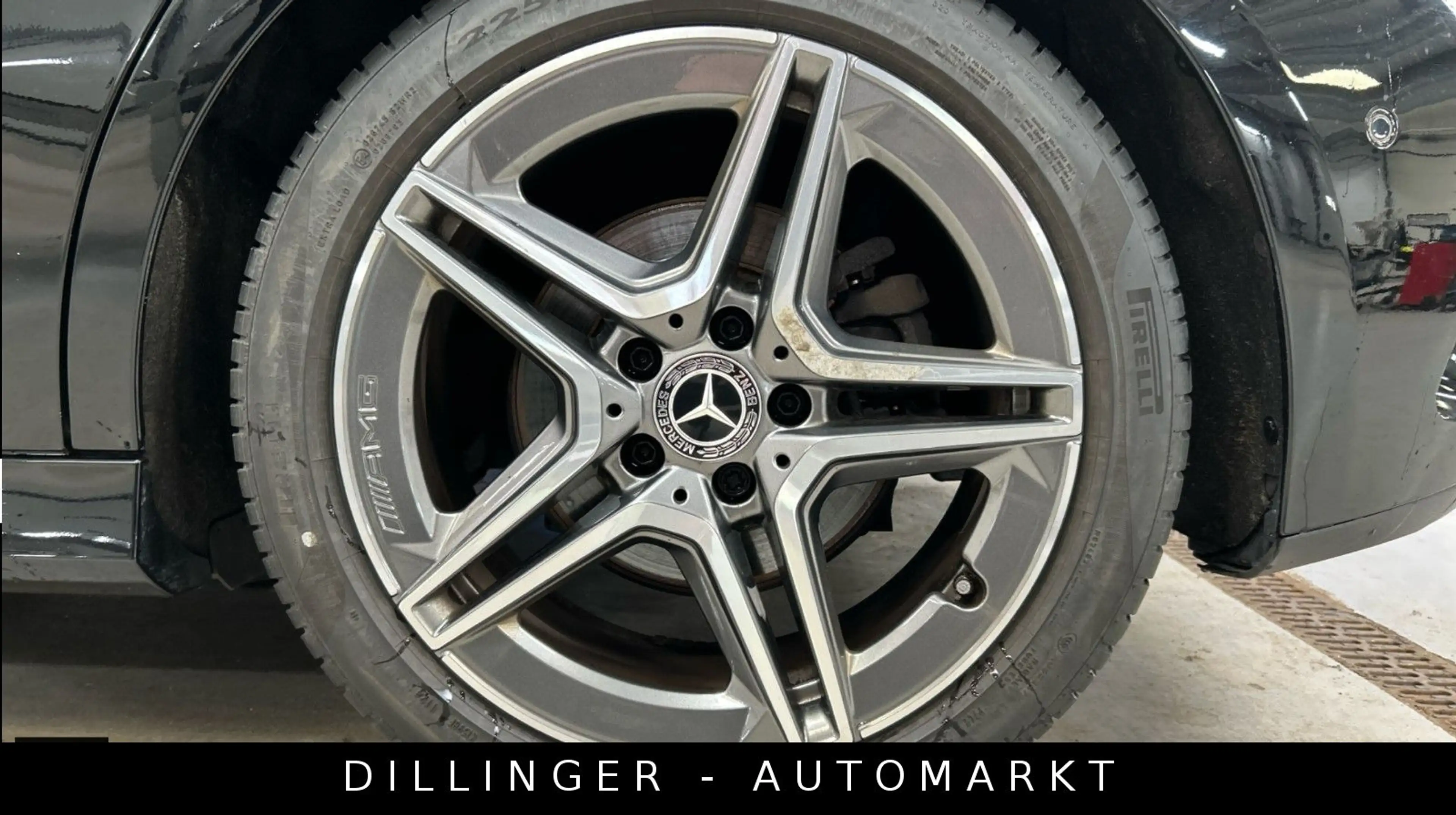 Mercedes-Benz A 220 d AMG Distronic AMBIENTE AHK LED Leder Navi — photo 15