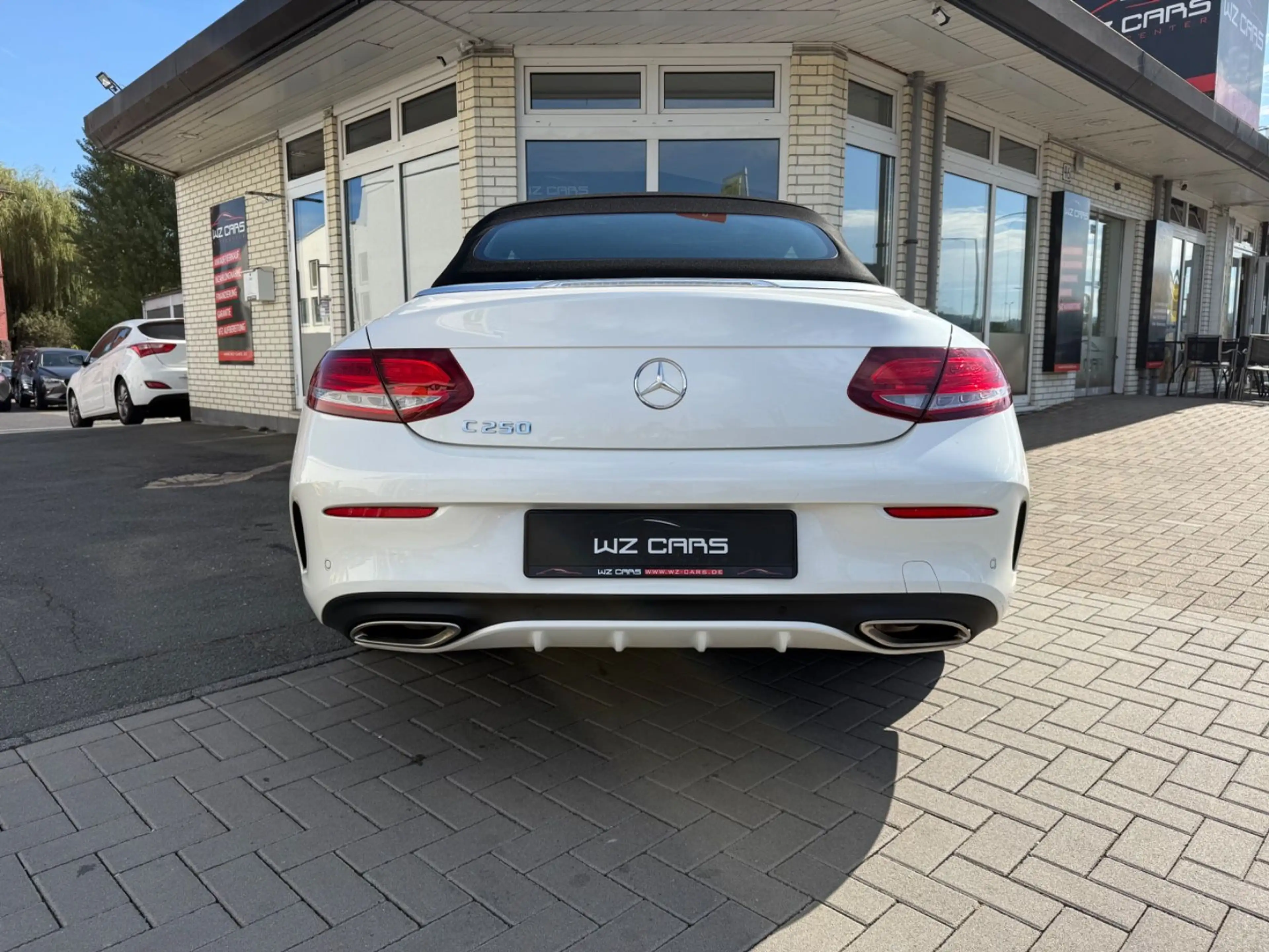 Mercedes-Benz C 250 C Cabrio ACC NAVI KLIMA PDC AMG LINE — photo 4
