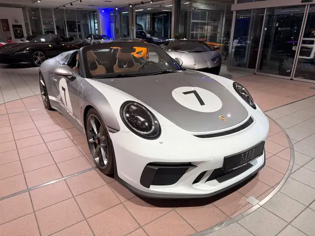 Porsche 991