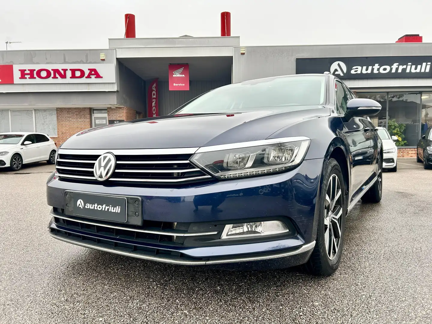 Volkswagen Passat Variant 2.0TDI 150CV EXECUTIVE DSG Bleu - 1
