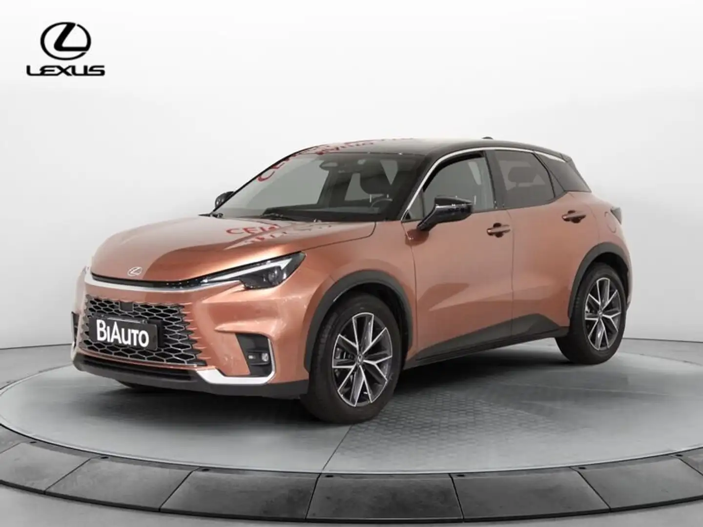 Lexus LBX Hybrid Cool Bronzo - 1