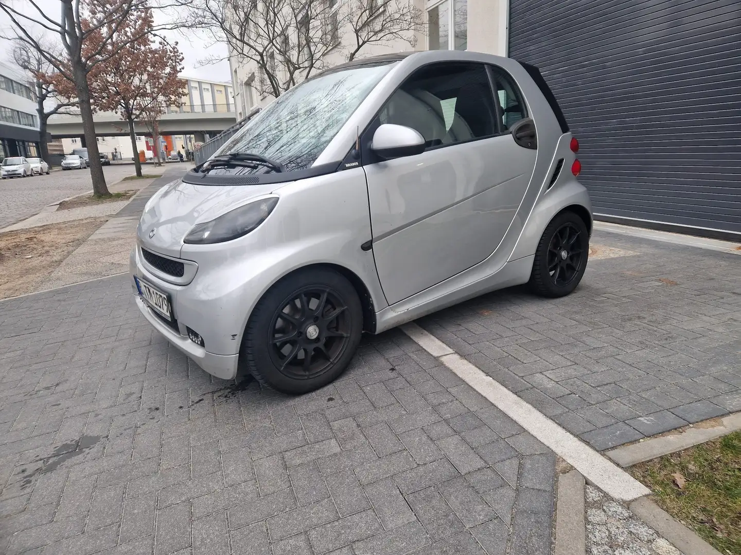 smart forTwo coupe 1.0 Turbo Facelift/Brabus Trim Silber - 2