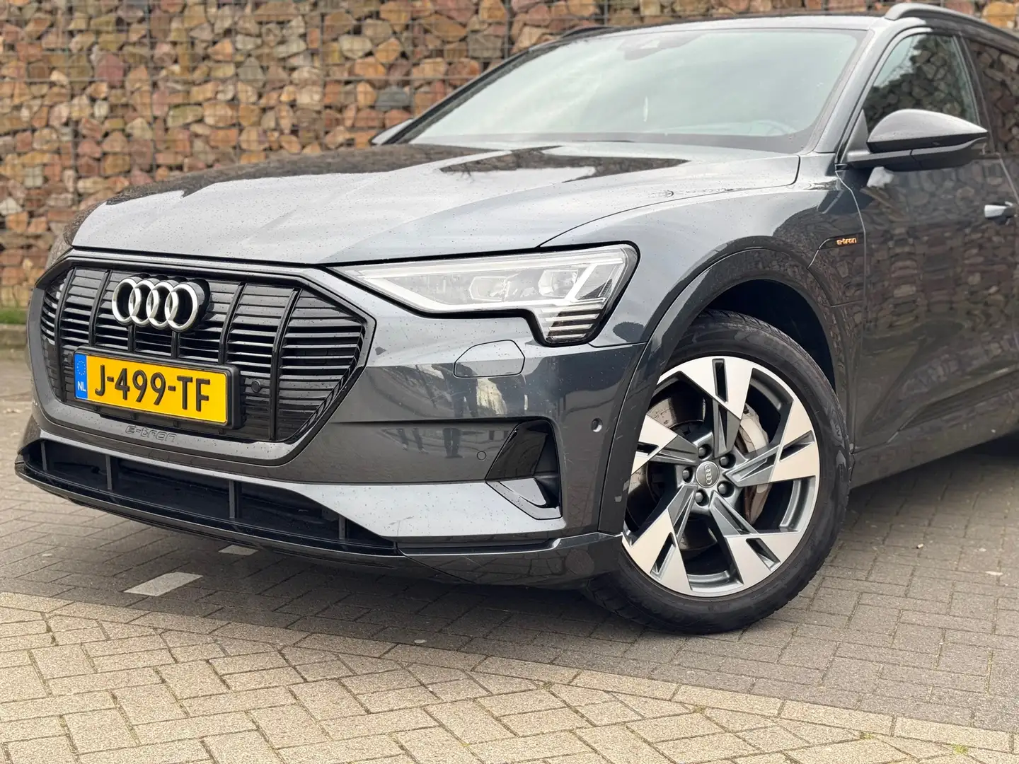 Audi e-tron E-tron 50 quattro Launch edition plus 71 kWh Gris - 2
