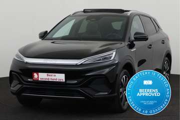 DESIGN 60.5 kWh + A/T + CARPLAY + LEDER + CAMERA +