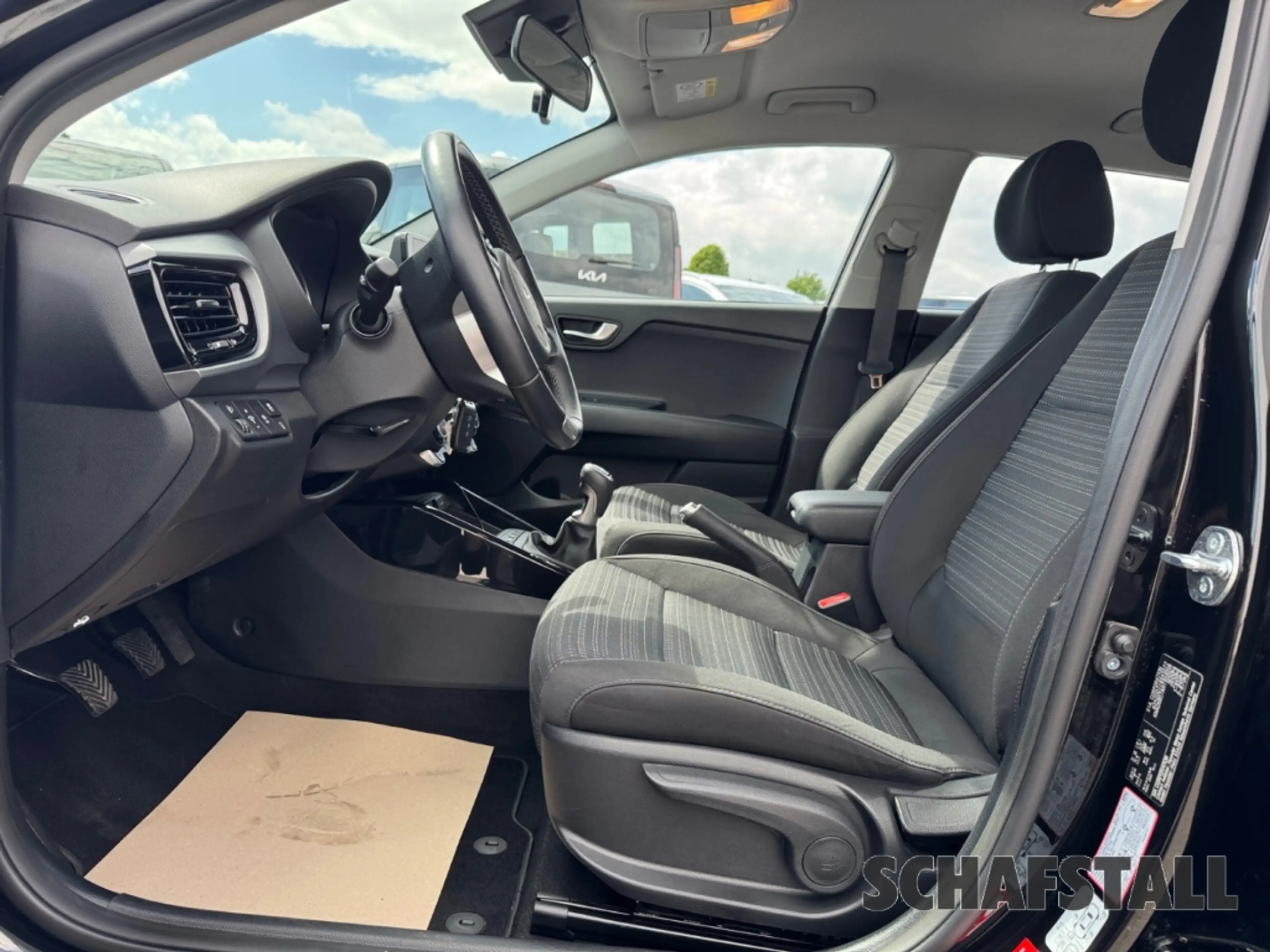 Kia Stonic Vision 1.0 T-GDI Navi Tempomat Kamera Sitzheizung — photo 10
