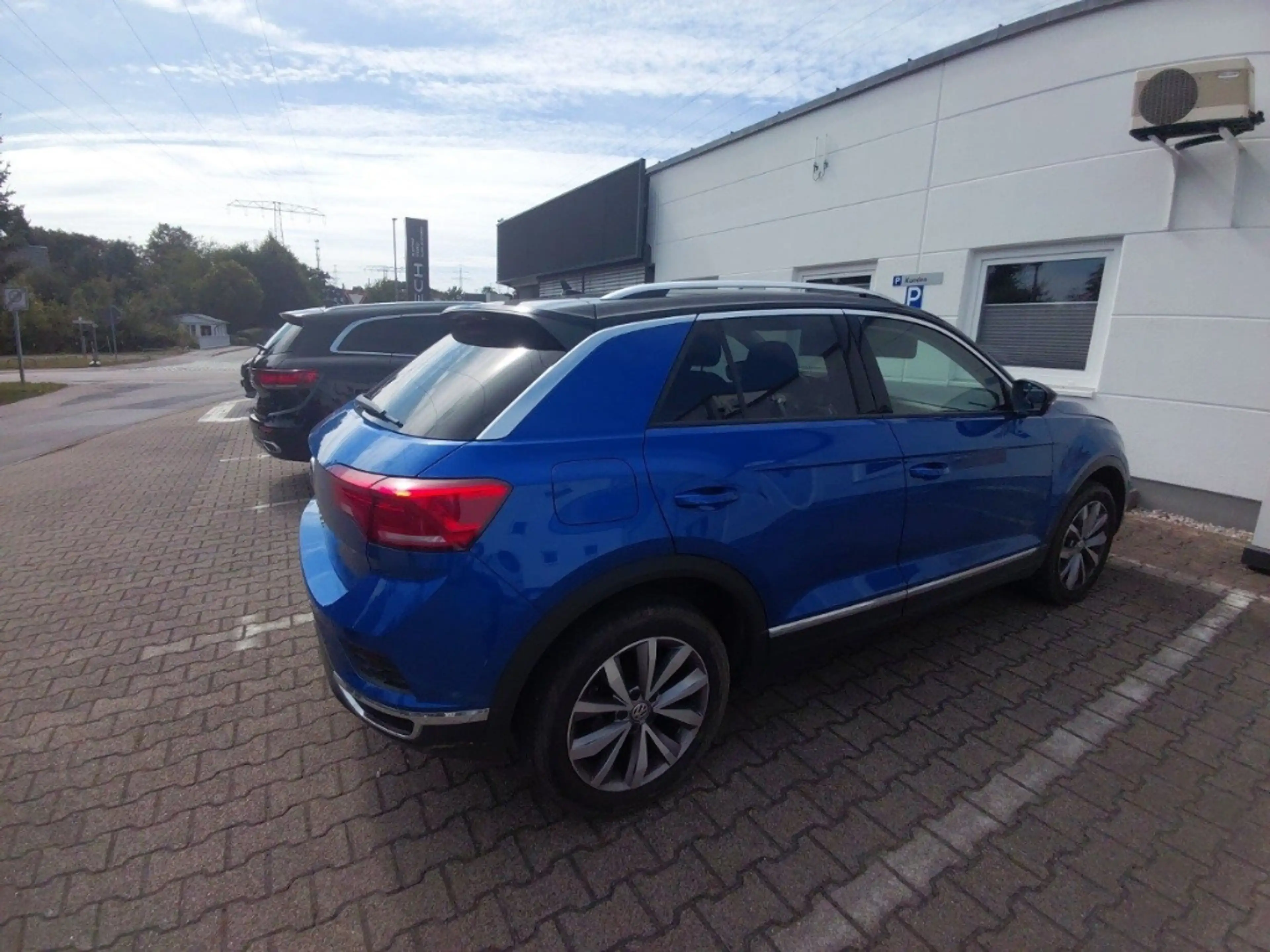 Volkswagen T-Roc STYLE 1.5 TSI Style LED+PDC+NSW+ — photo 6