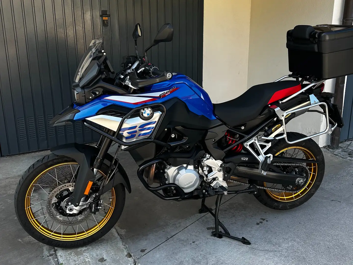 BMW F 850 GS Rallye Blau - 1
