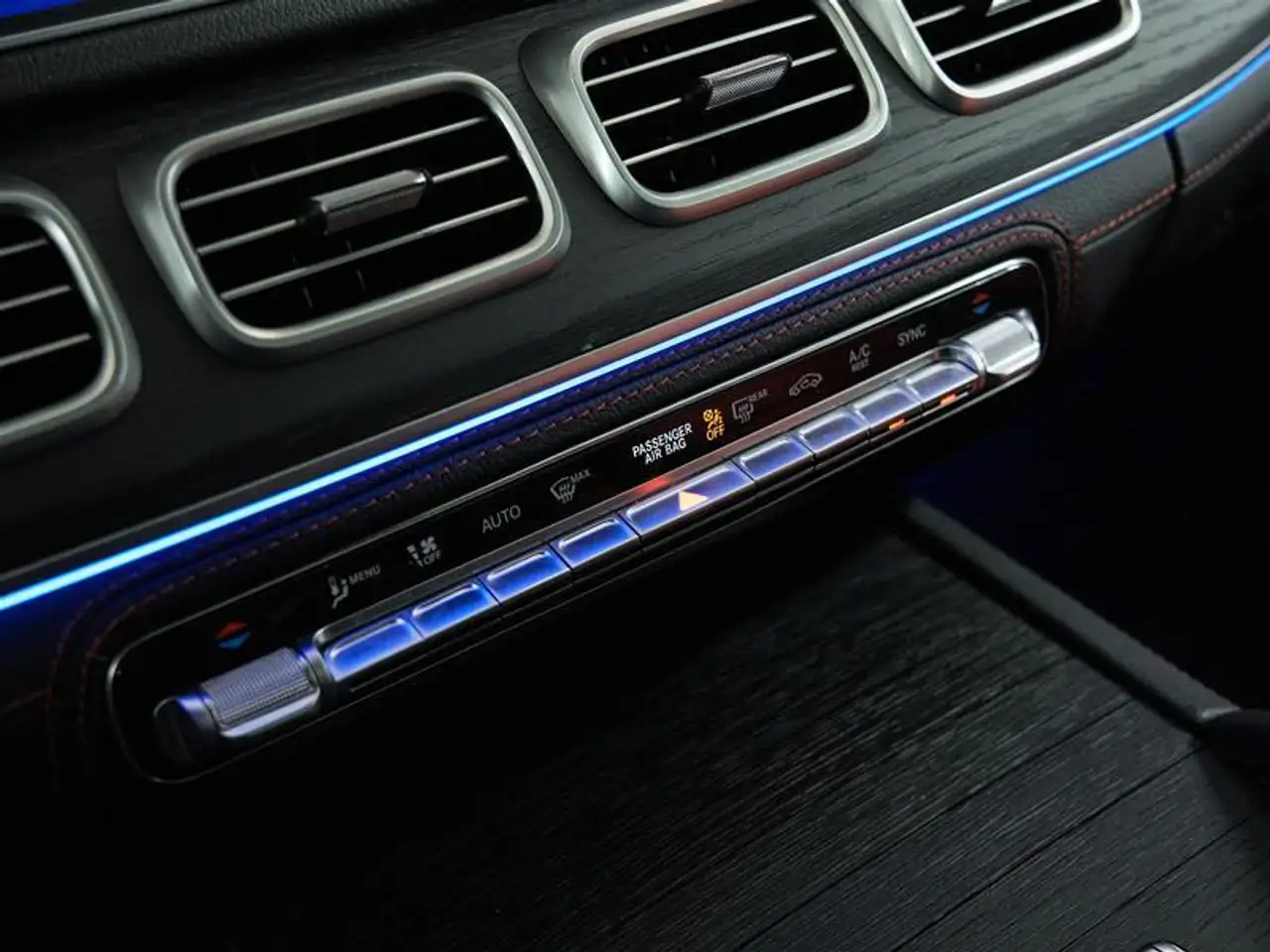Mercedes-Benz GLE снимка Mercedes-Benz GLE